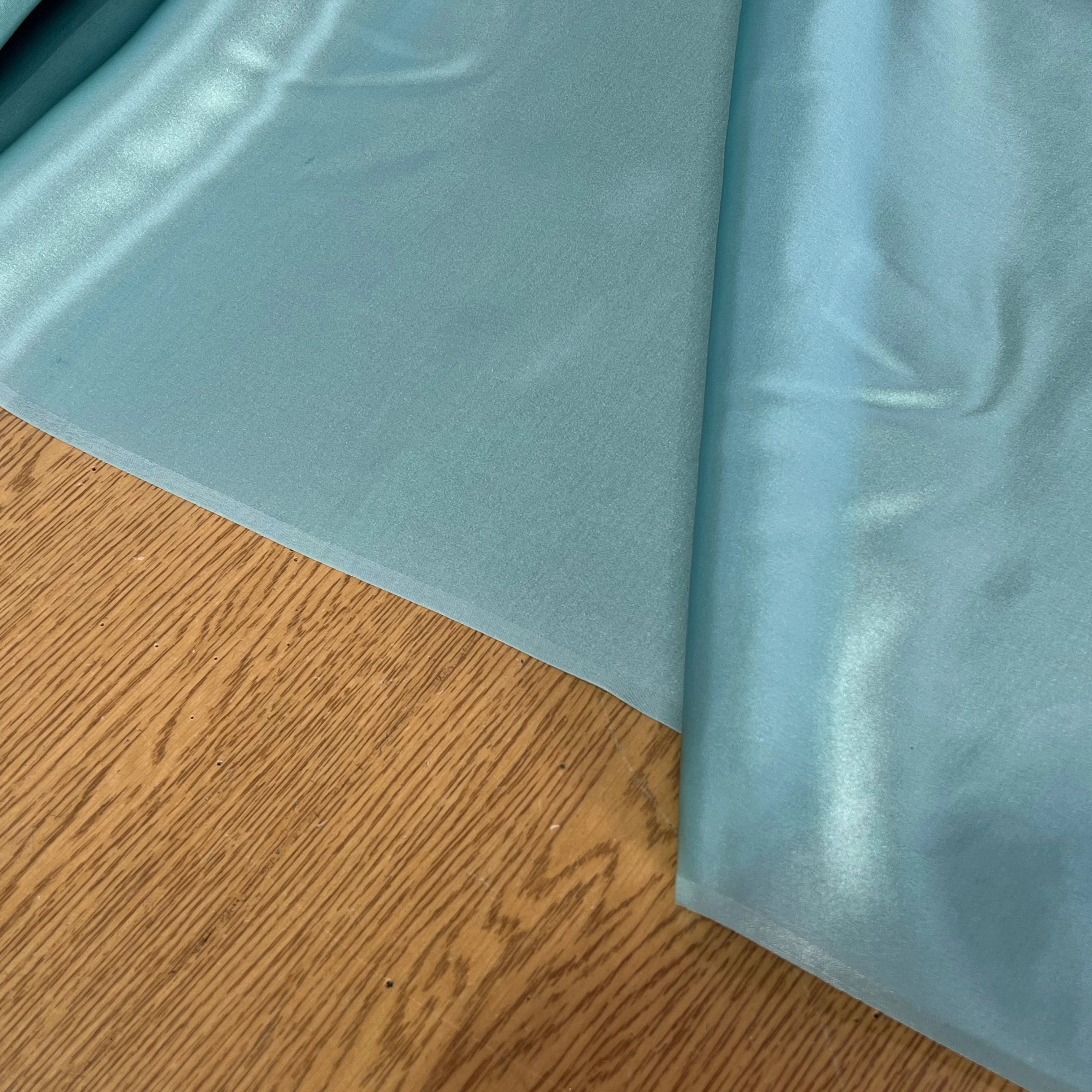 SATIN DE SOIE FLUIDE 100% SOIE BLUE LAGOON (TURQUOISE) - My Little Coupon