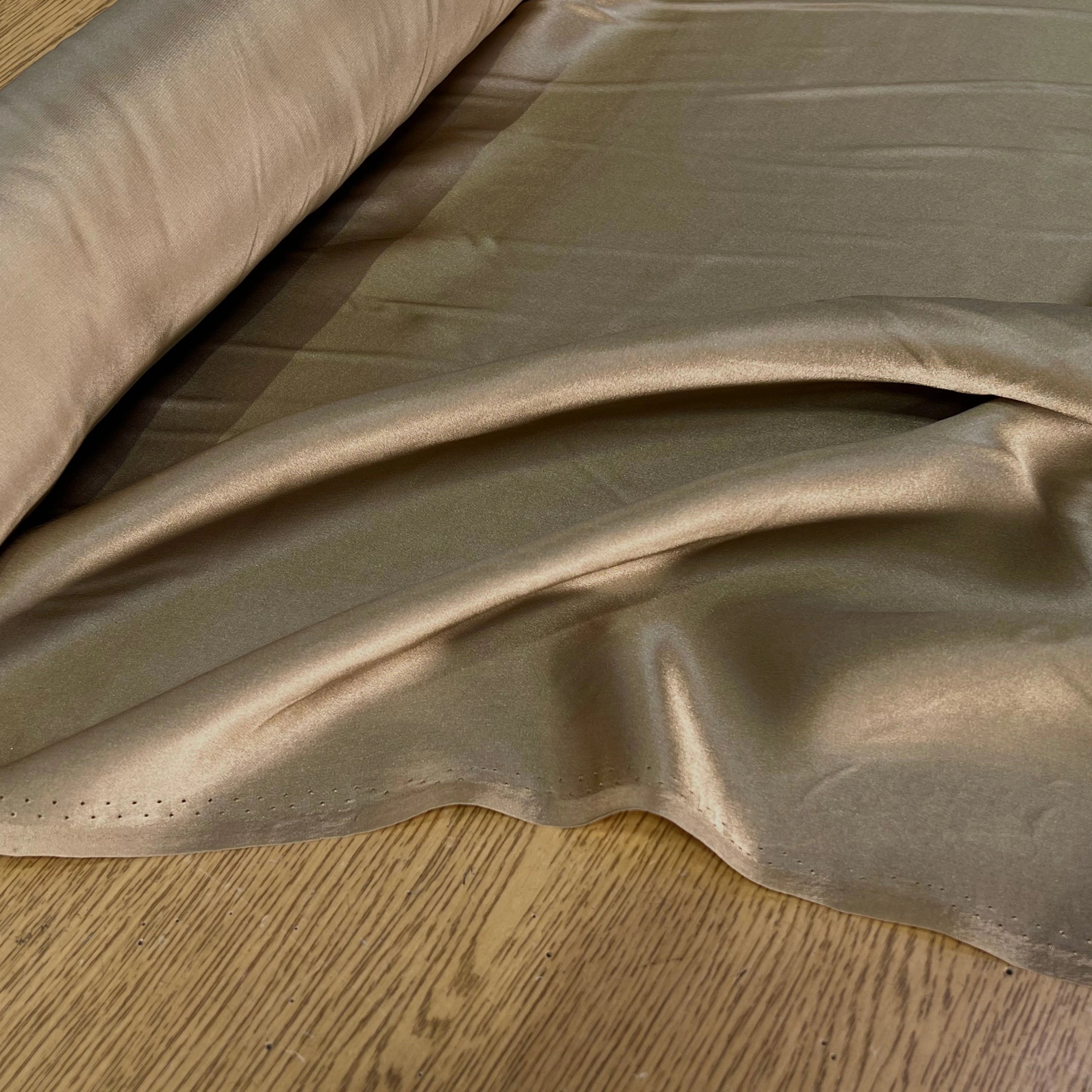 SATIN DE SOIE FLUIDE 100% SOIE VISON - My Little Coupon