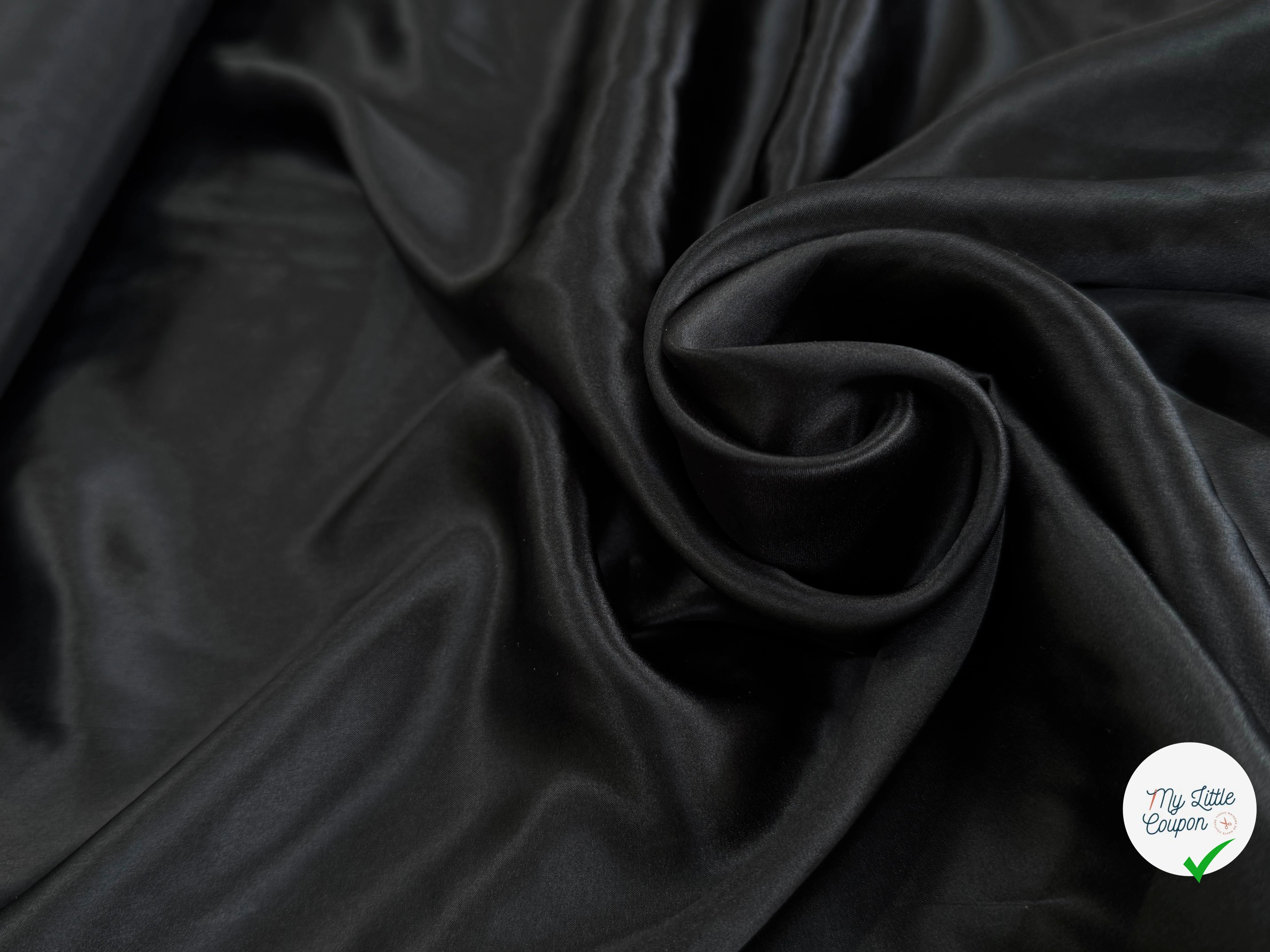 SATIN DE SOIE FLUIDE 110 DE LAIZE NOIR - My Little Coupon