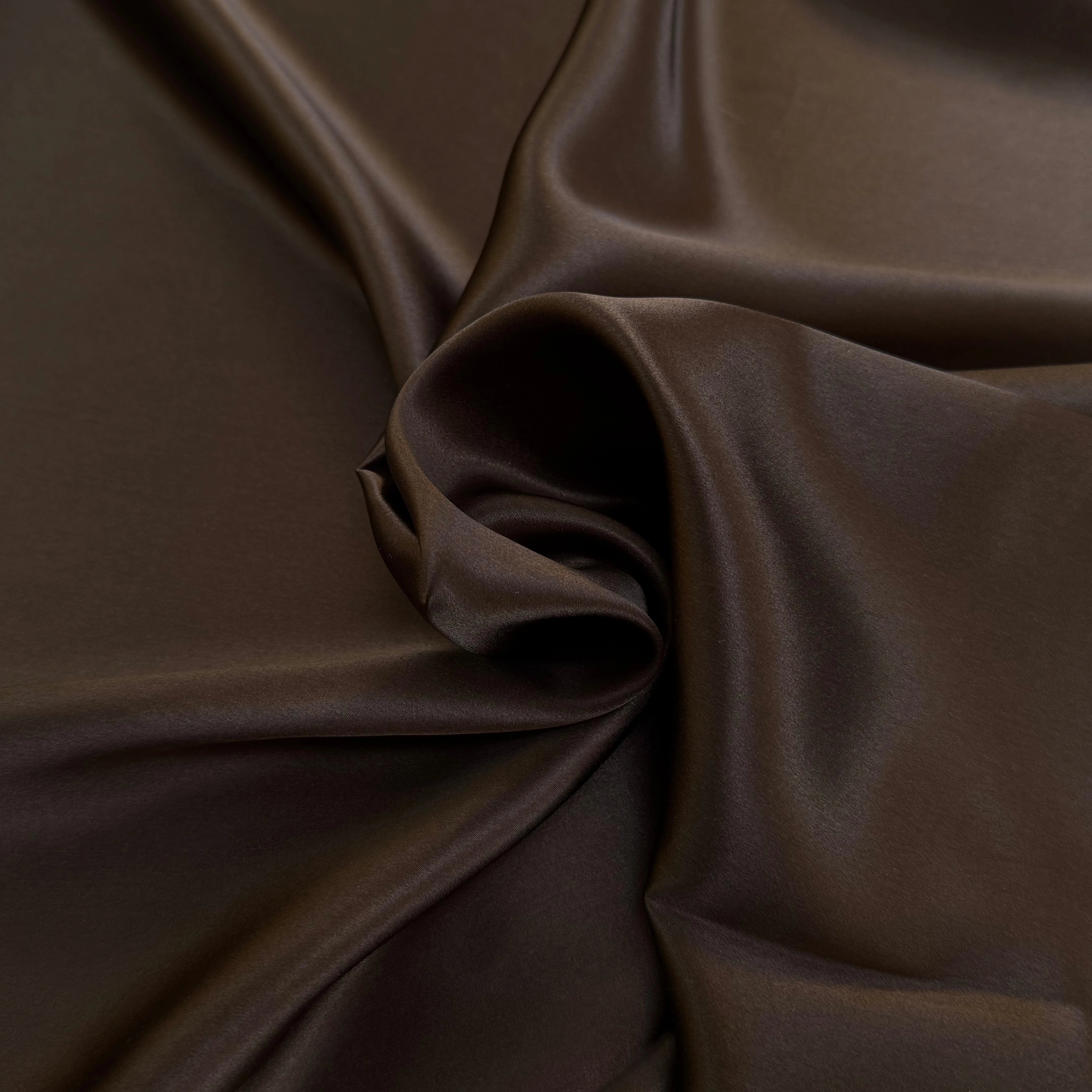 SATIN DE SOIE FLUIDE MARRON FONCÉ 110CM - My Little Coupon