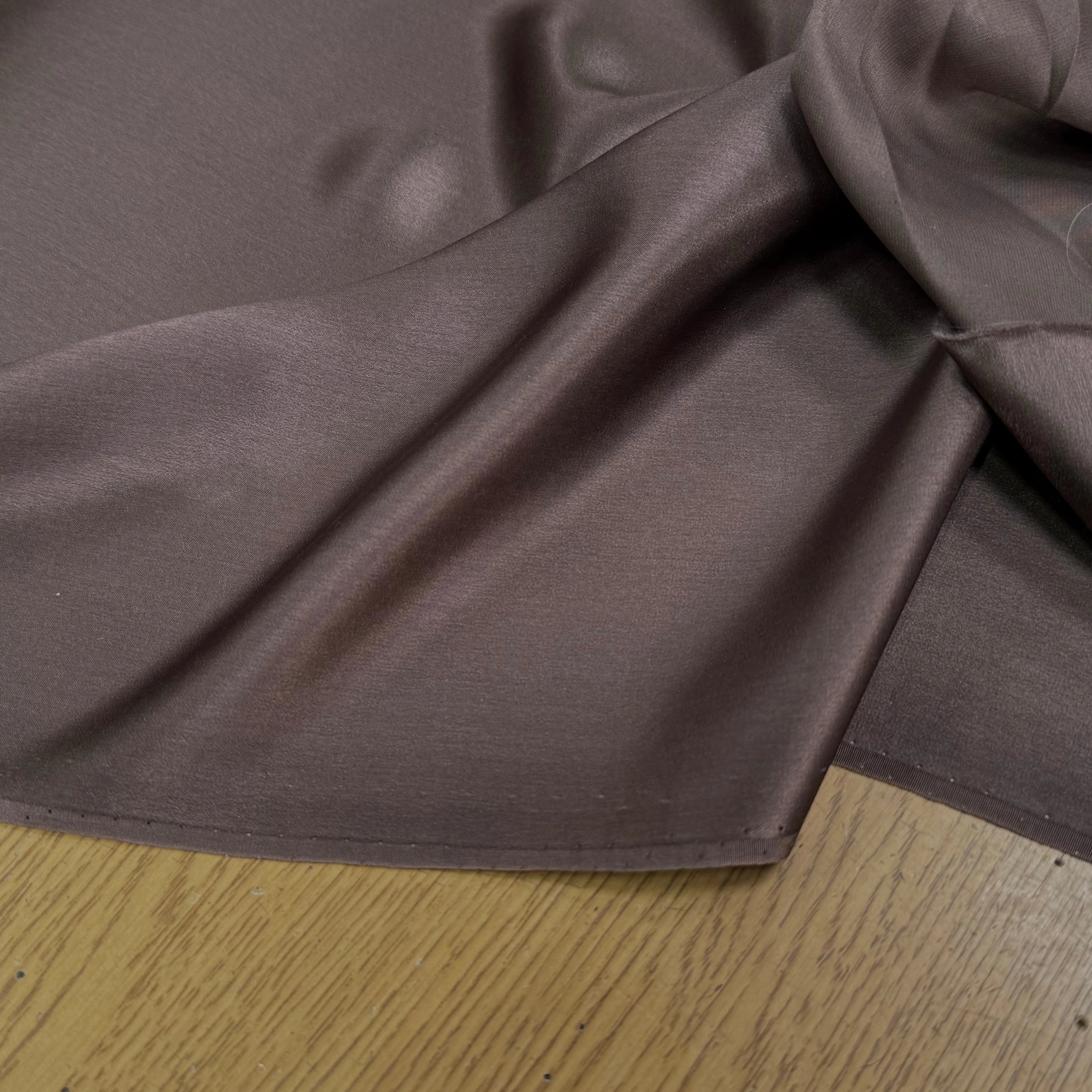 SATIN DE SOIE FLUIDE MARRON - My Little Coupon