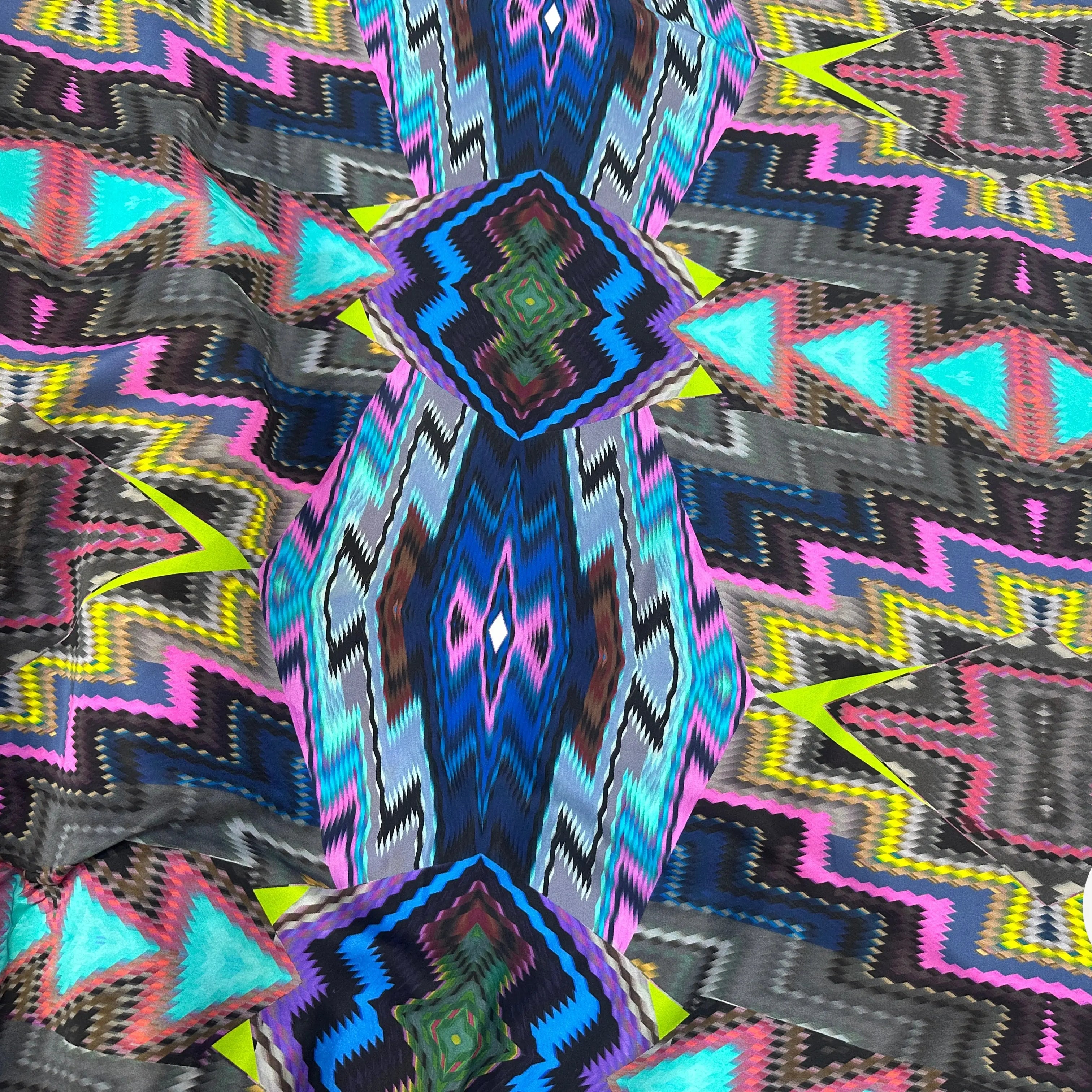 SATIN DE SOIE ITALIE CRÉATEUR GÉOMÉTRIE - My Little Coupon