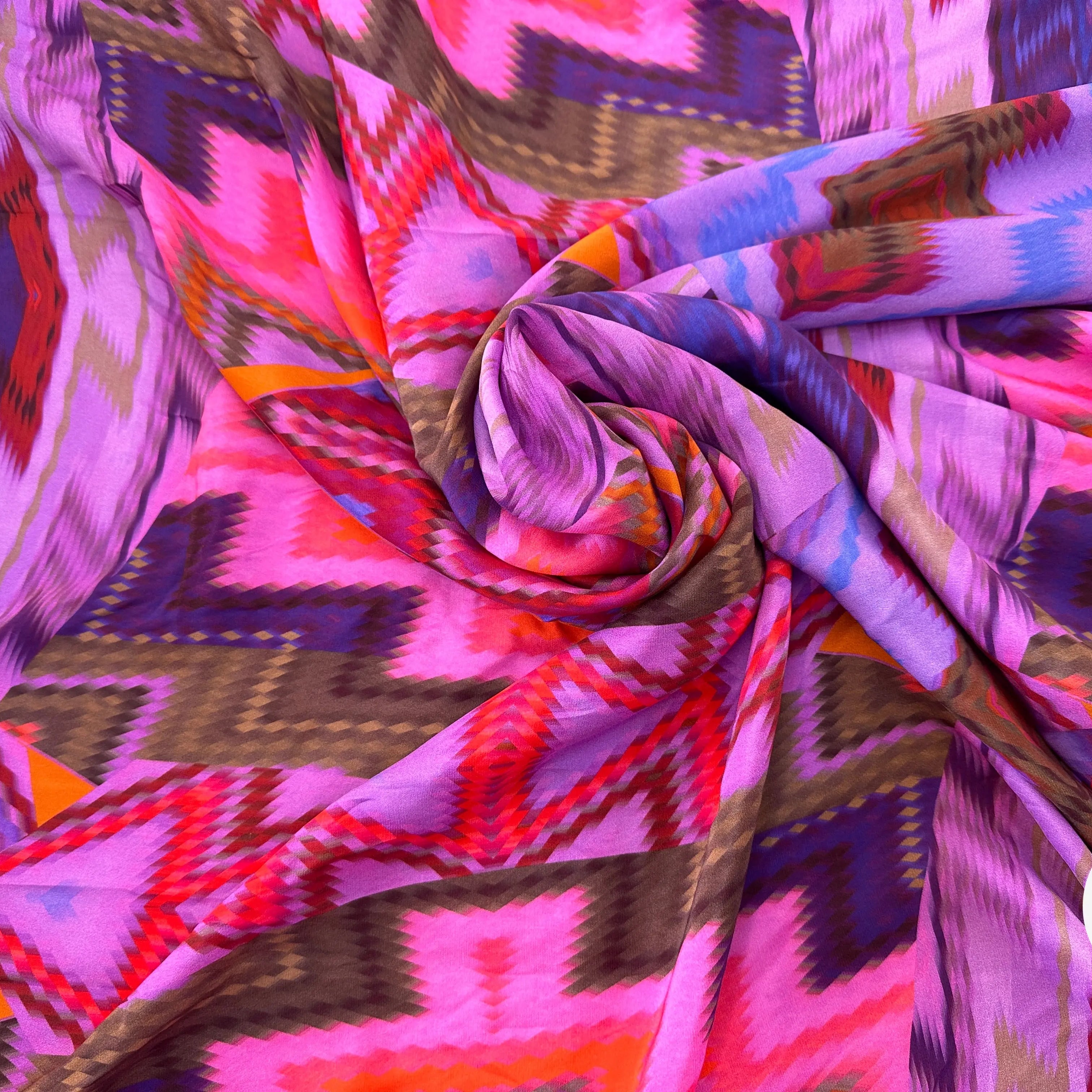 SATIN DE SOIE RÊVE EN COULEUR MLC INTERN