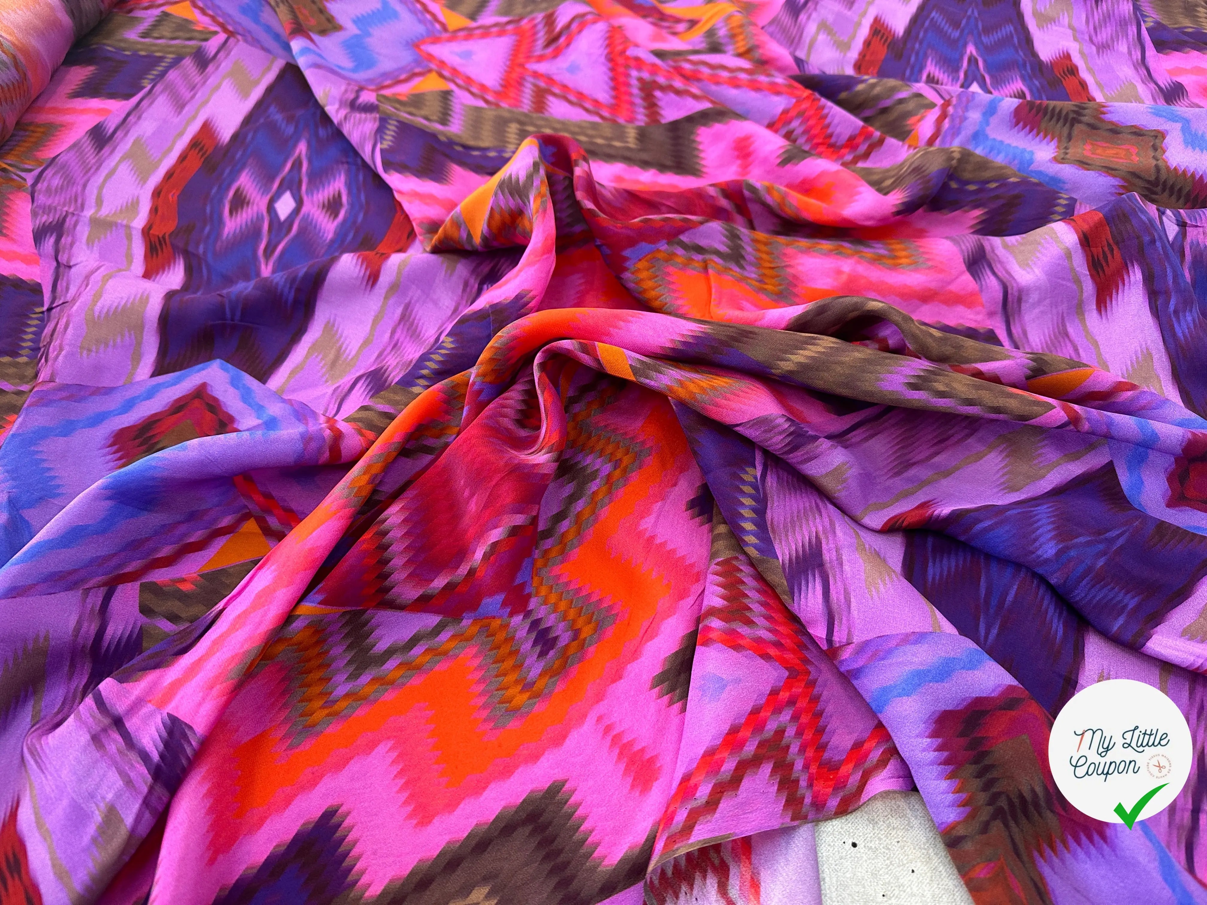 SATIN DE SOIE RÊVE EN COULEUR MLC INTERN