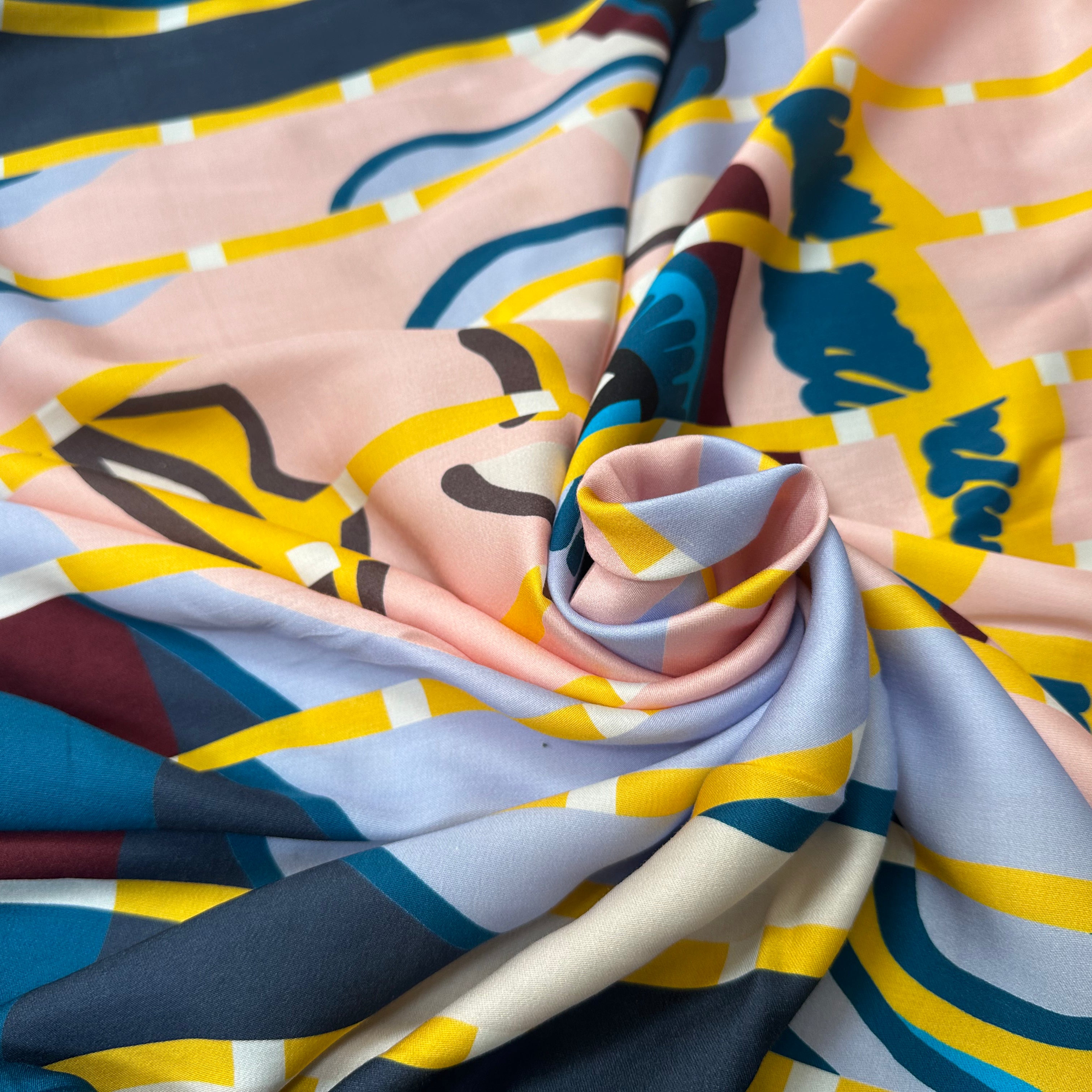 SATIN DE VISCOSE JOLI VISAGE JAUNE - My Little Coupon