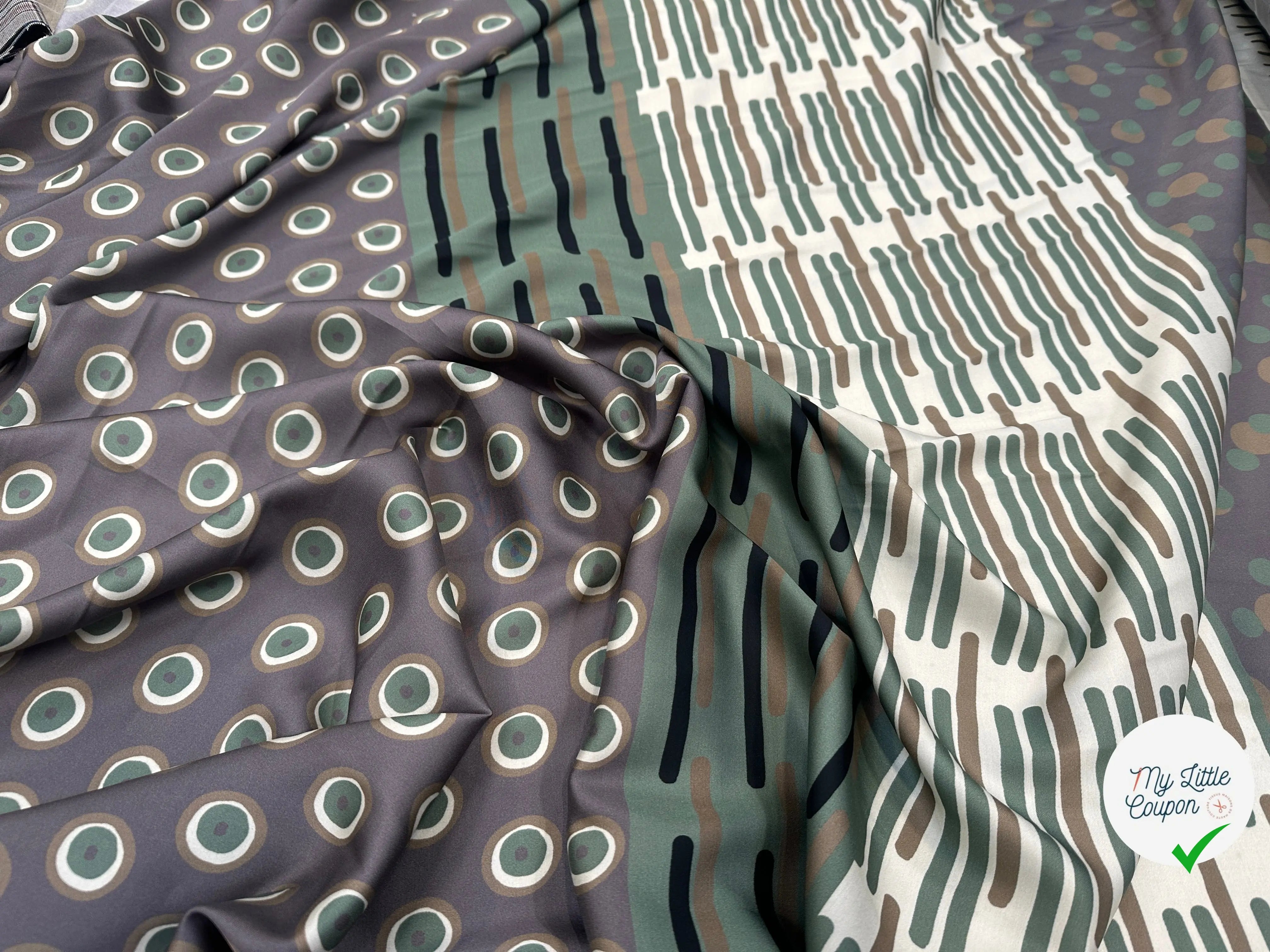 SATIN DE VISCOSE POP ART CHIC - My Little Coupon