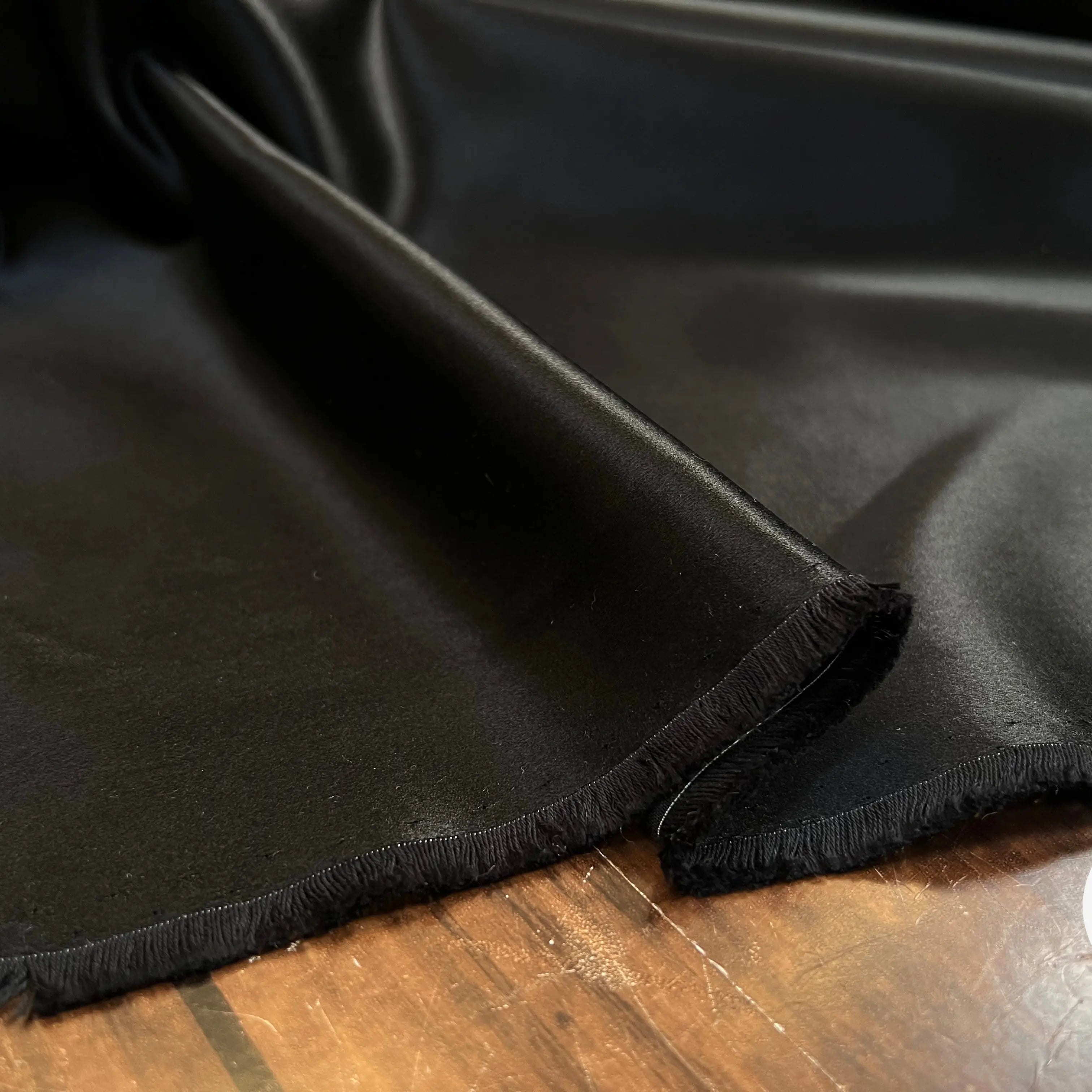 SATIN DUCHESSE 30% SOIE Black - My Little Coupon