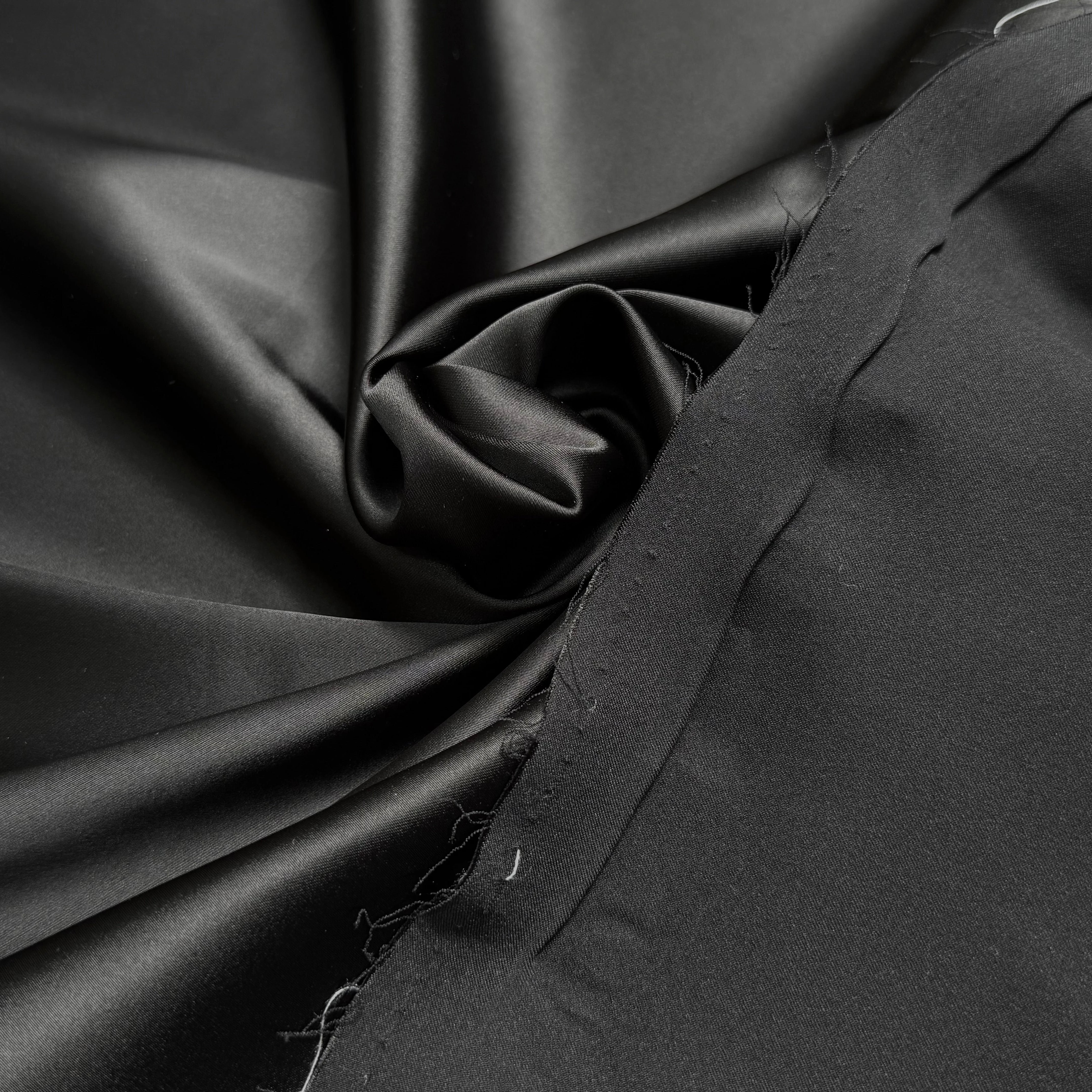 SATIN DUCHESSE BEAU TOMBÉ COUTURE NOIR - My Little Coupon