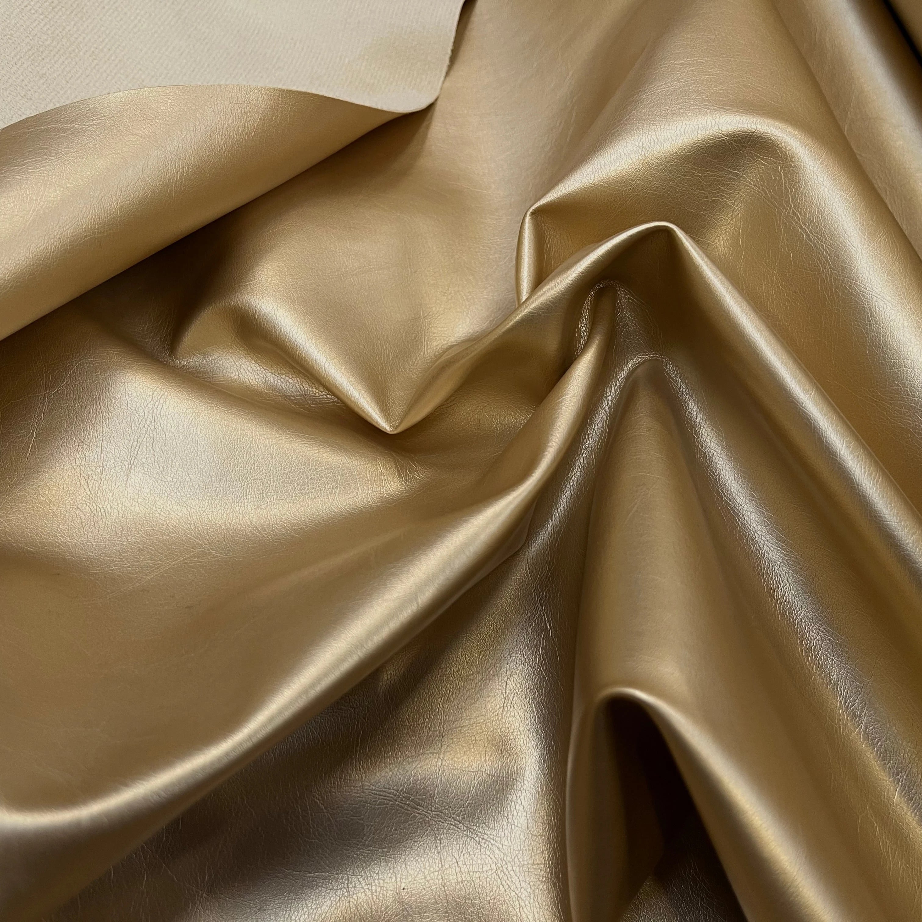 SATIN FAUX CUIR GOLD ENVERS TOUT DOUX BEIGE - My Little Coupon