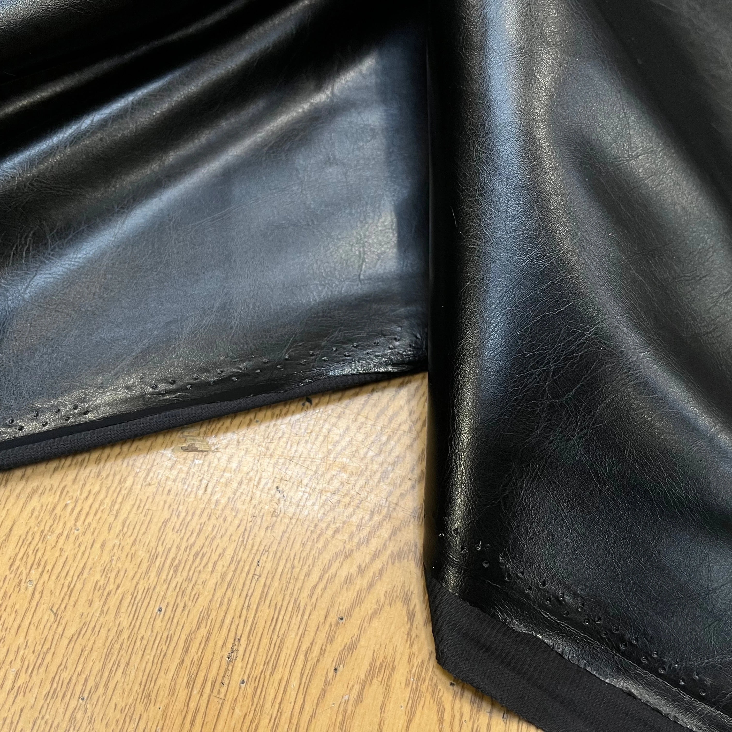 SATIN FAUX CUIR NOIR ENVERS TOUT DOUX NOIR - My Little Coupon