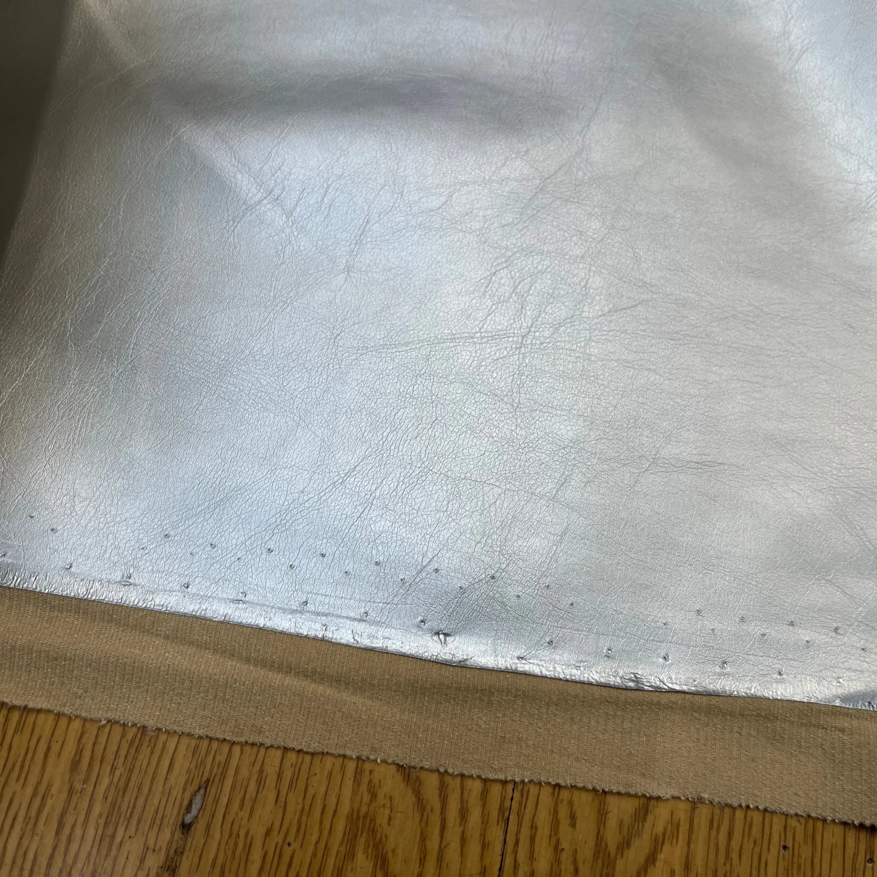 SATIN FAUX CUIR SILVER ENVERS TOUT DOUX BEIGE - My Little Coupon