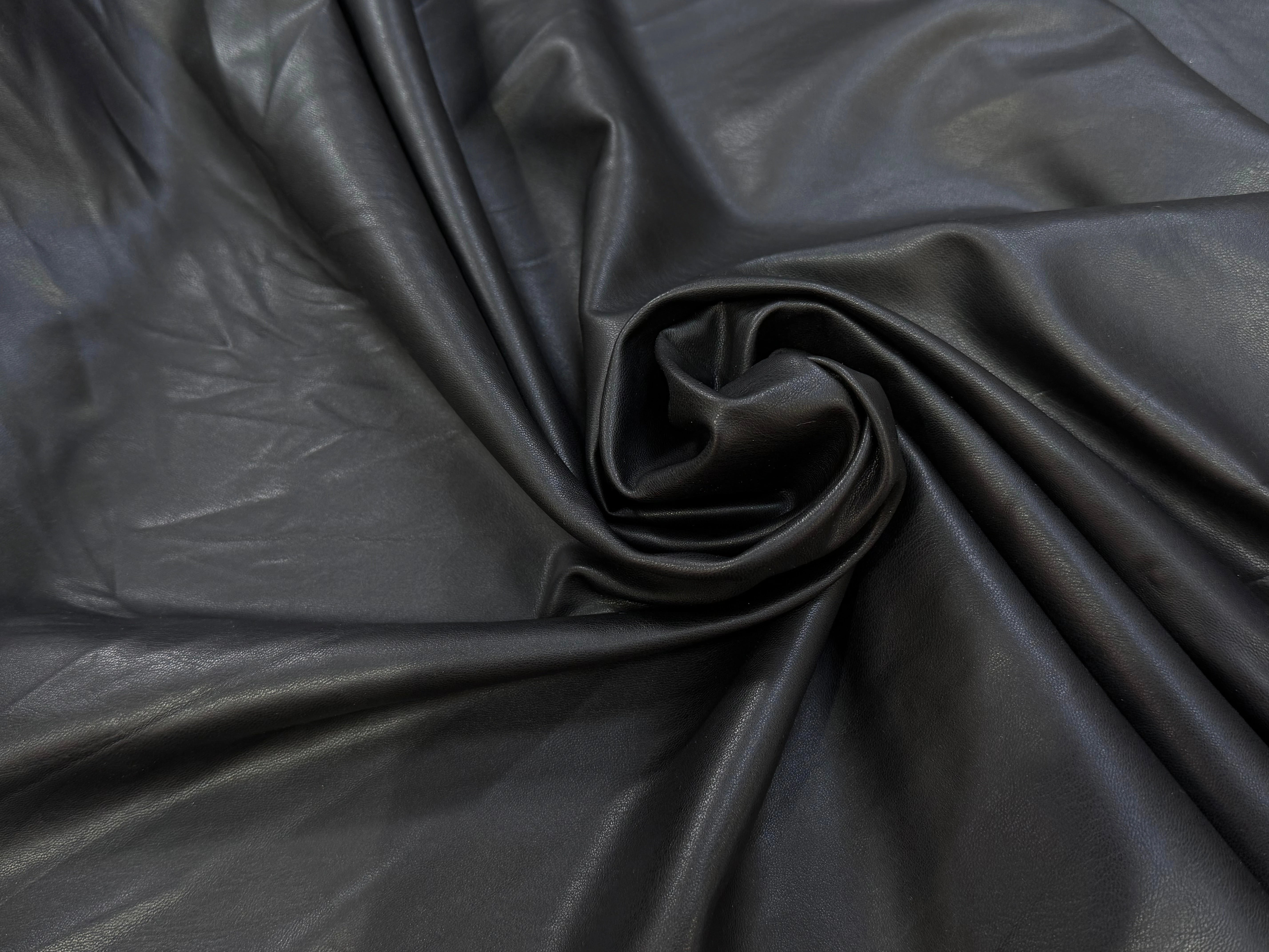 SATIN FAUX CUIR SOUPLE NOIR STRETCH - My Little Coupon