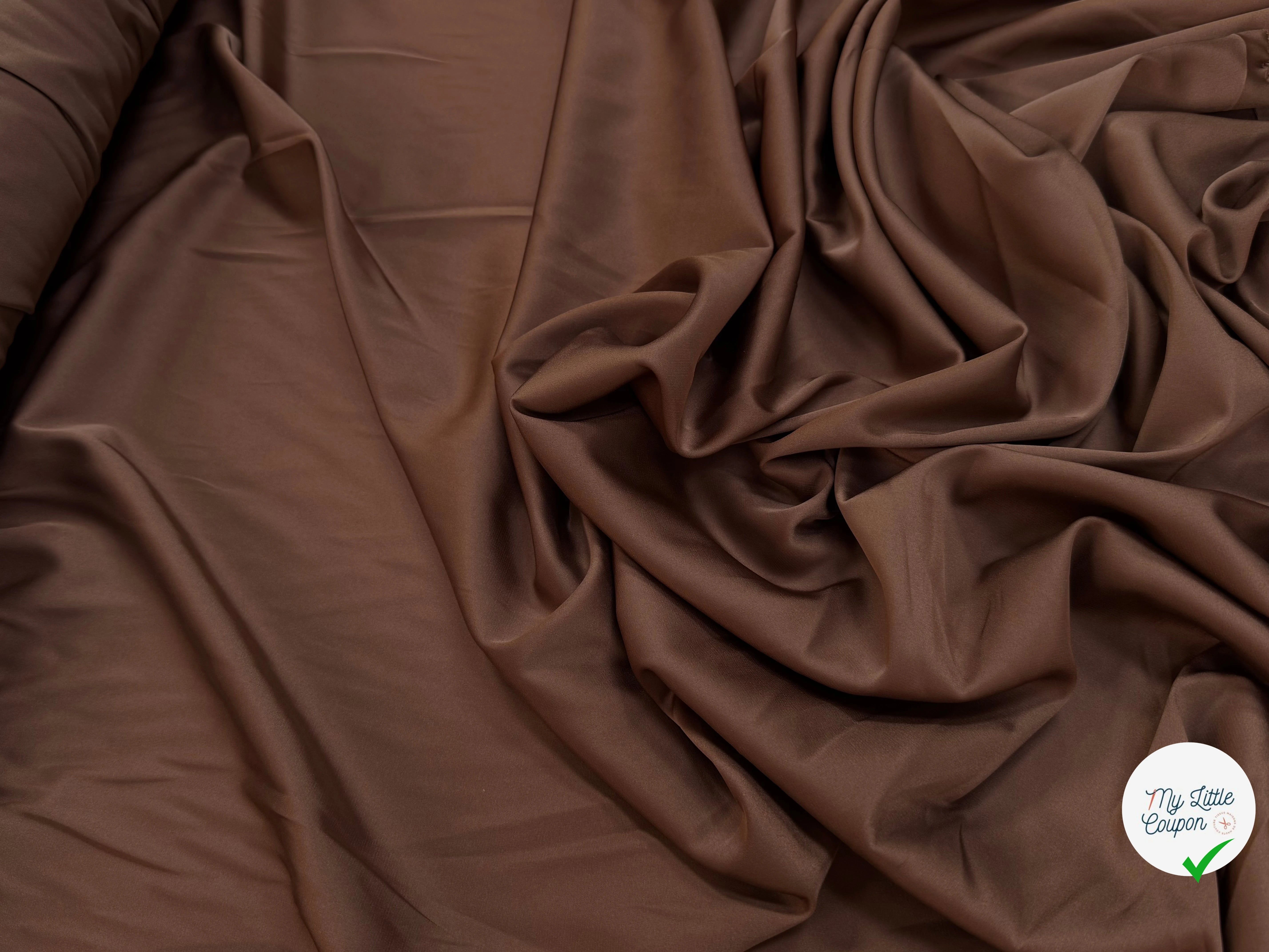 SATIN FLUIDE LÉGÈREMENT STRETCH CARAMEL - My Little Coupon