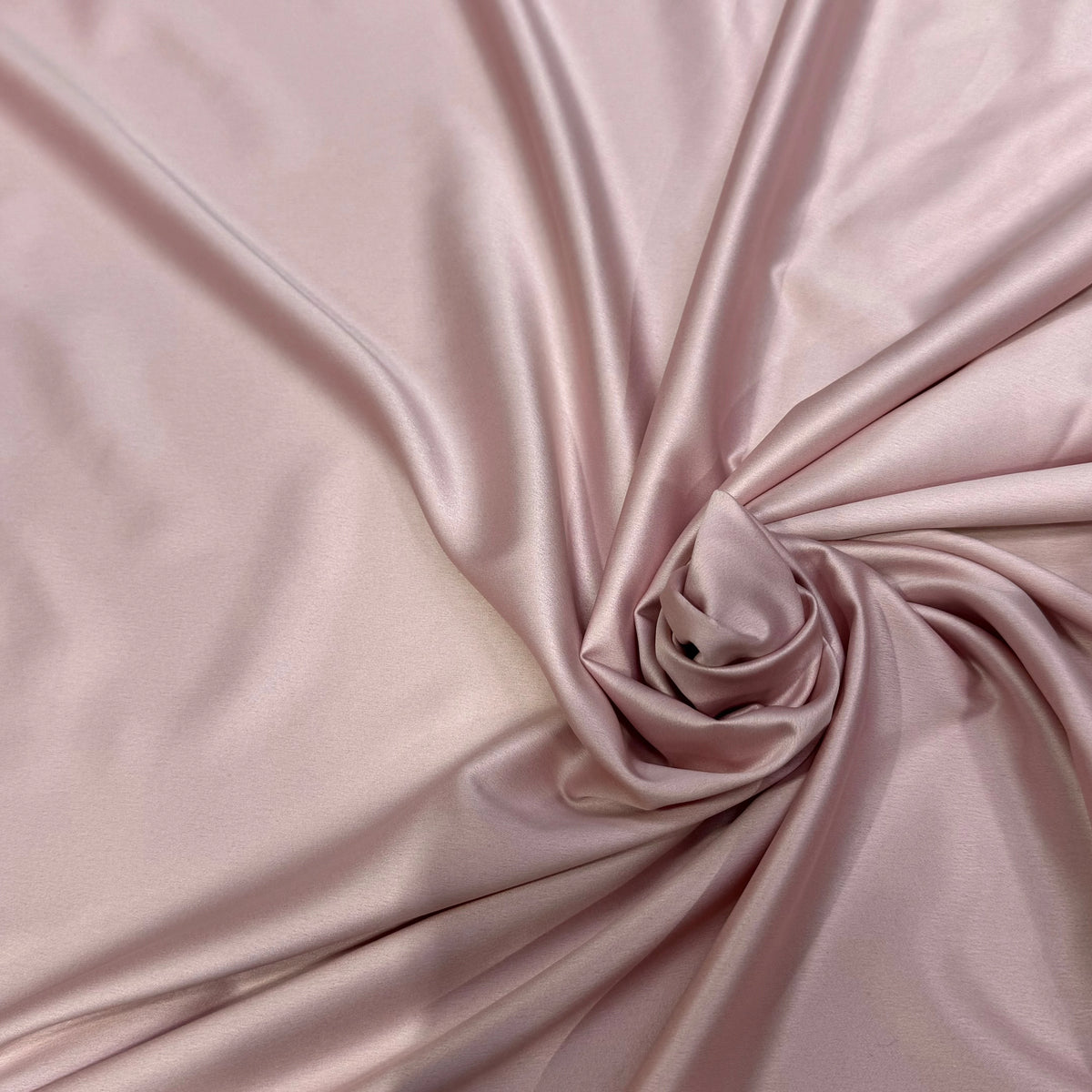 SATIN FLUIDE LÉGÈREMENT STRETCH VIEUX ROSE - My Little Coupon