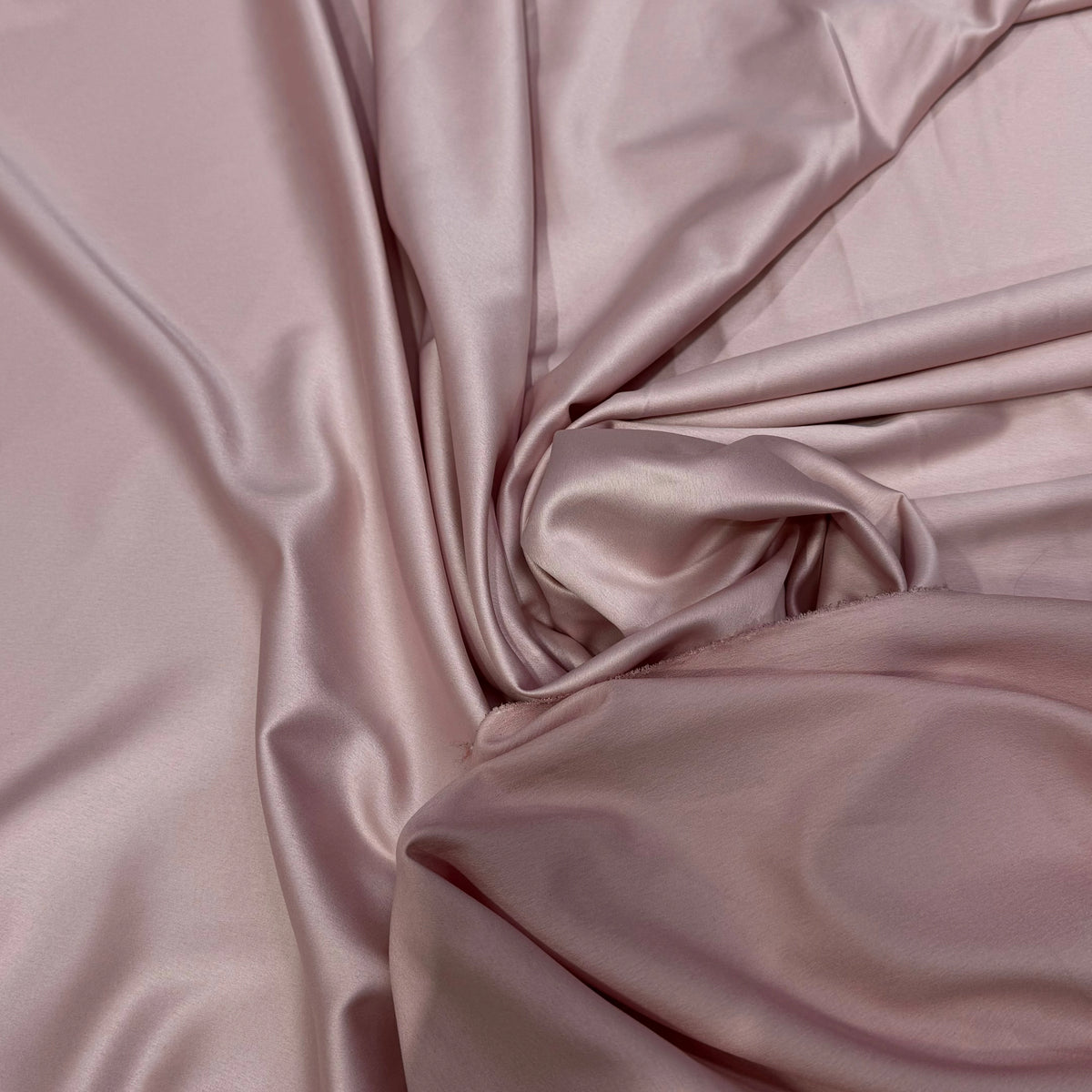 SATIN FLUIDE LÉGÈREMENT STRETCH VIEUX ROSE - My Little Coupon