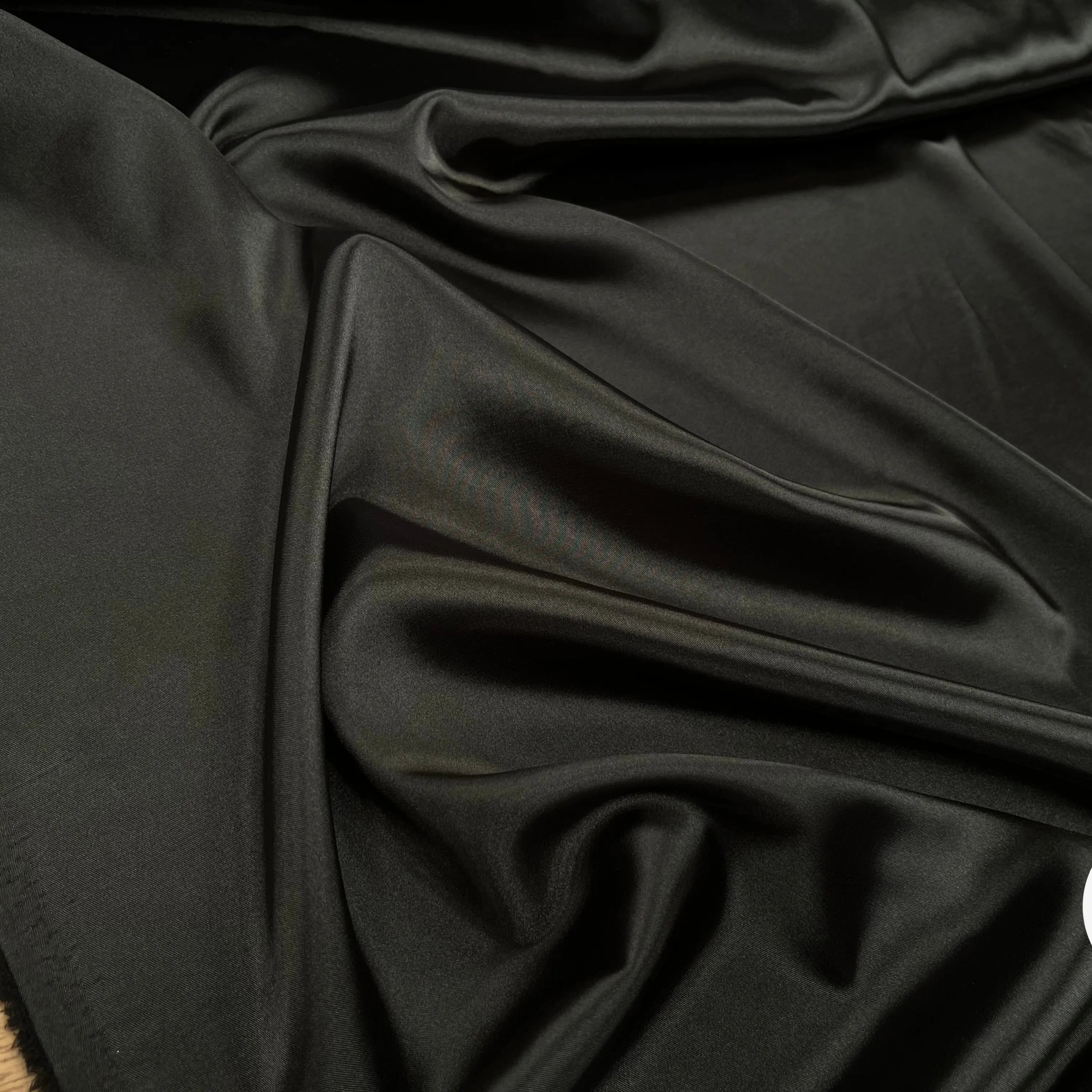 SATIN FLUIDE VERT OLIVE UN PEU STRETCH - My Little Coupon