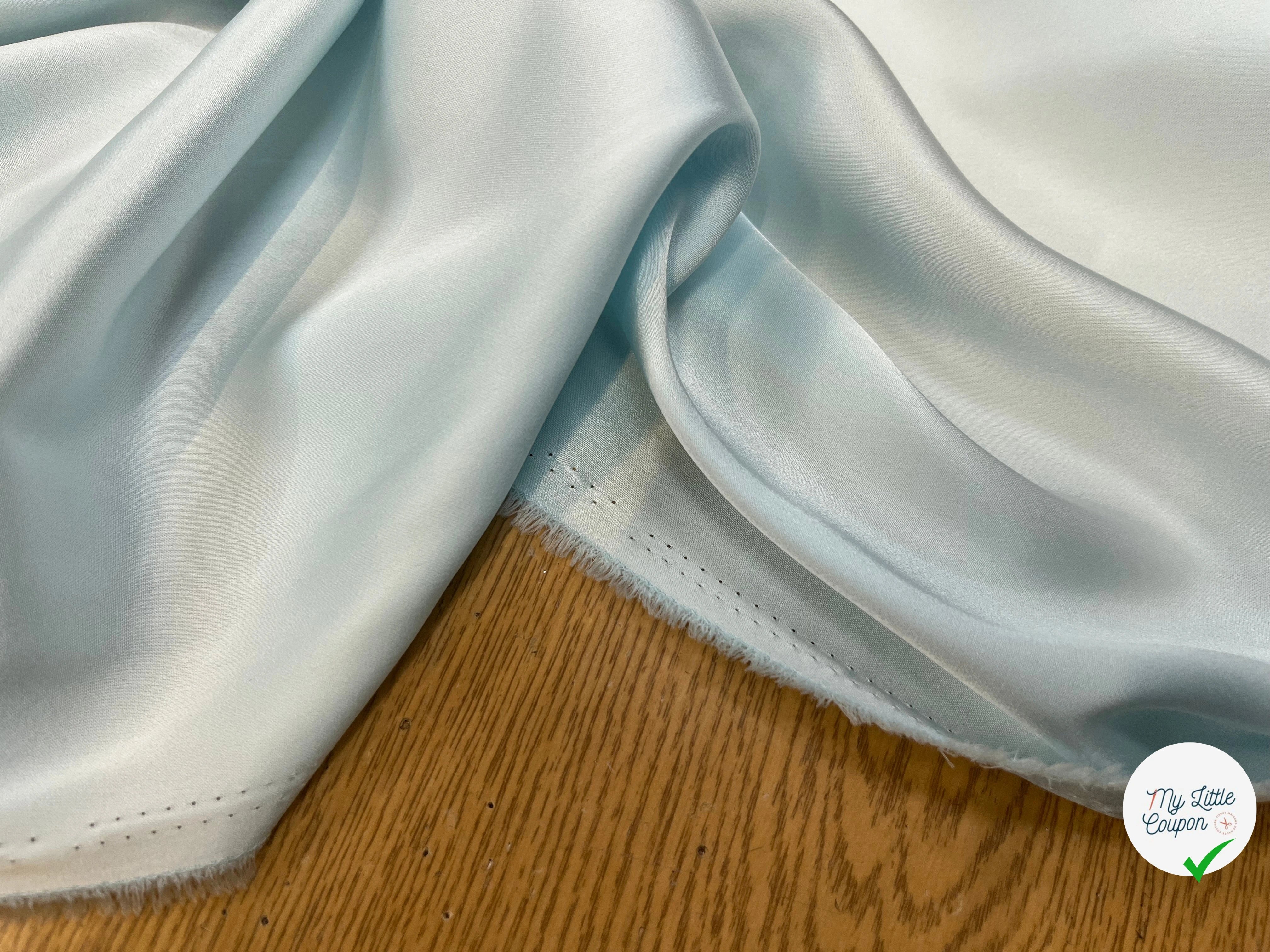 SATIN FROIDE ET FLUIDE 135CM ICEBERG - My Little Coupon