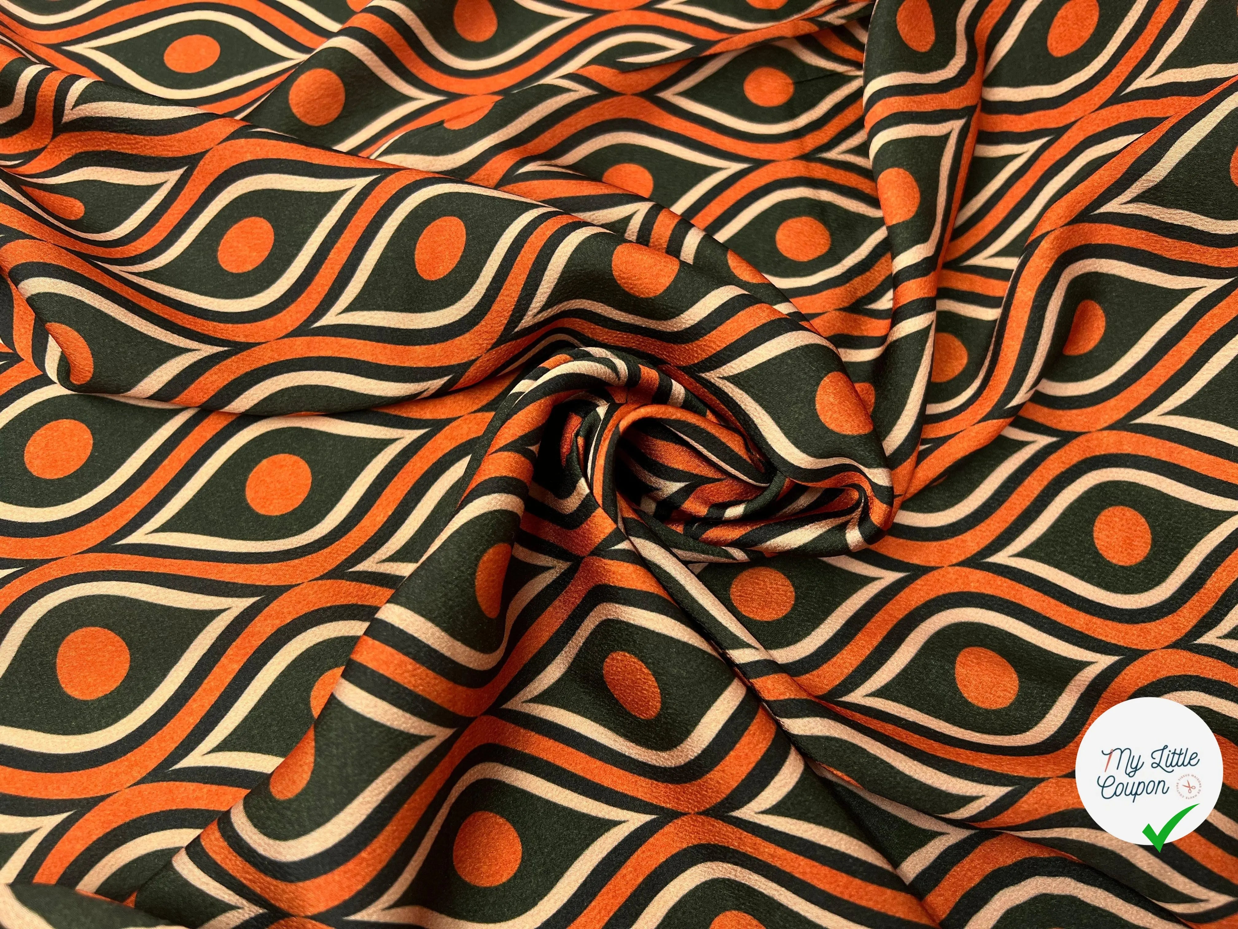 SATIN IMPRIMÉ PEAU D'ANGE POP ATTITUDE - My Little Coupon - tissu - coudre