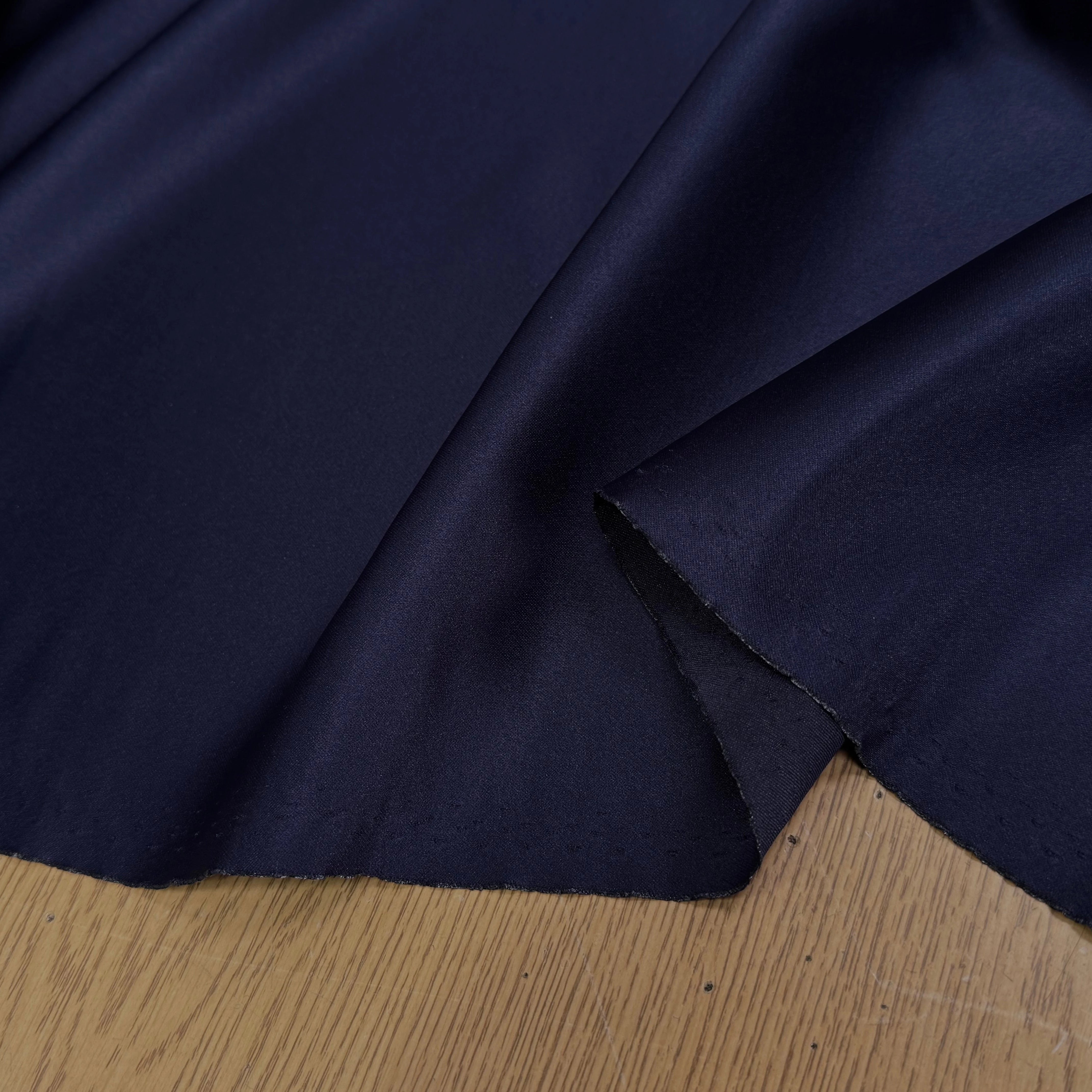 SATIN LOURD BELLE TENUE BLEU MARRINE - My Little Coupon