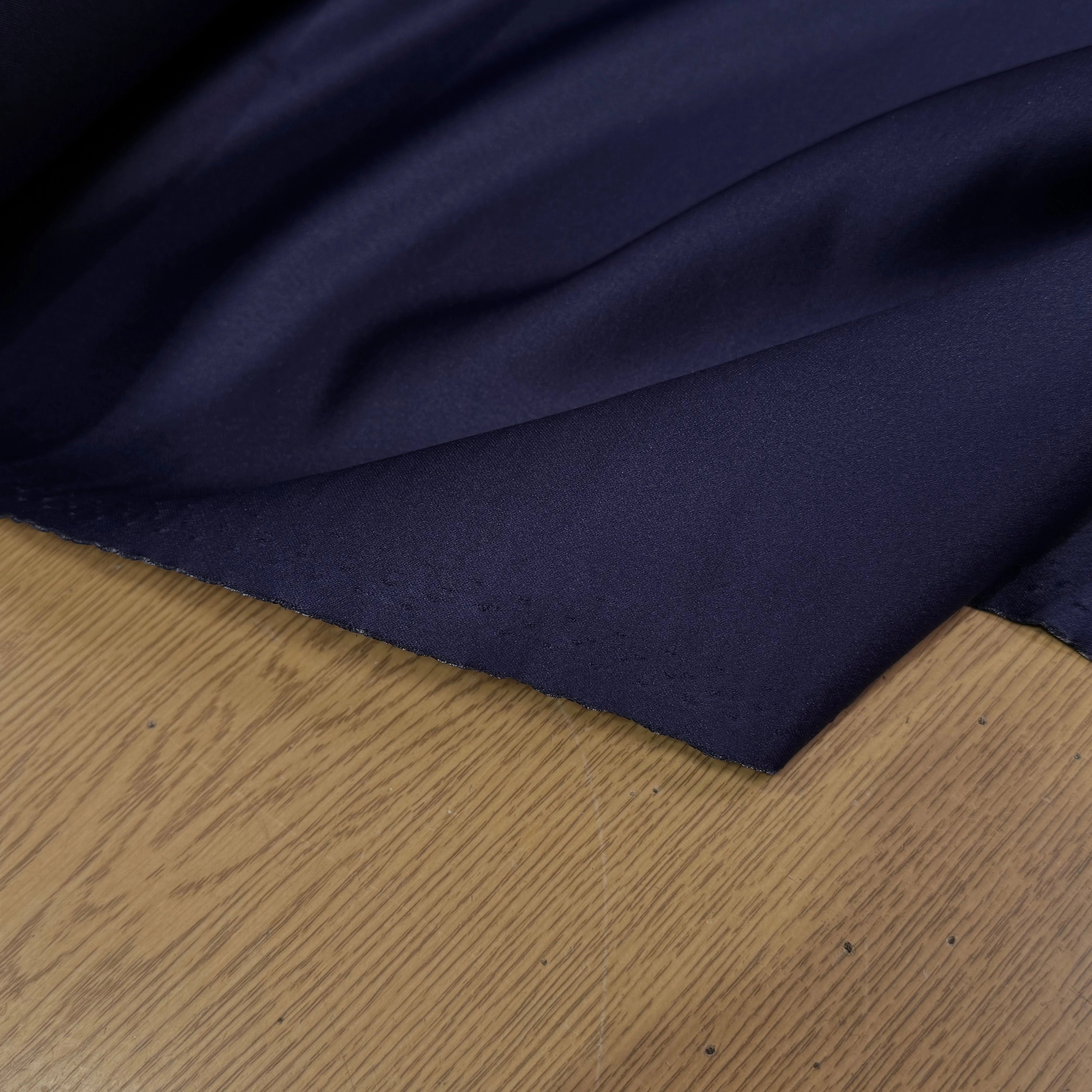 SATIN LOURD BELLE TENUE BLEU MARRINE - My Little Coupon