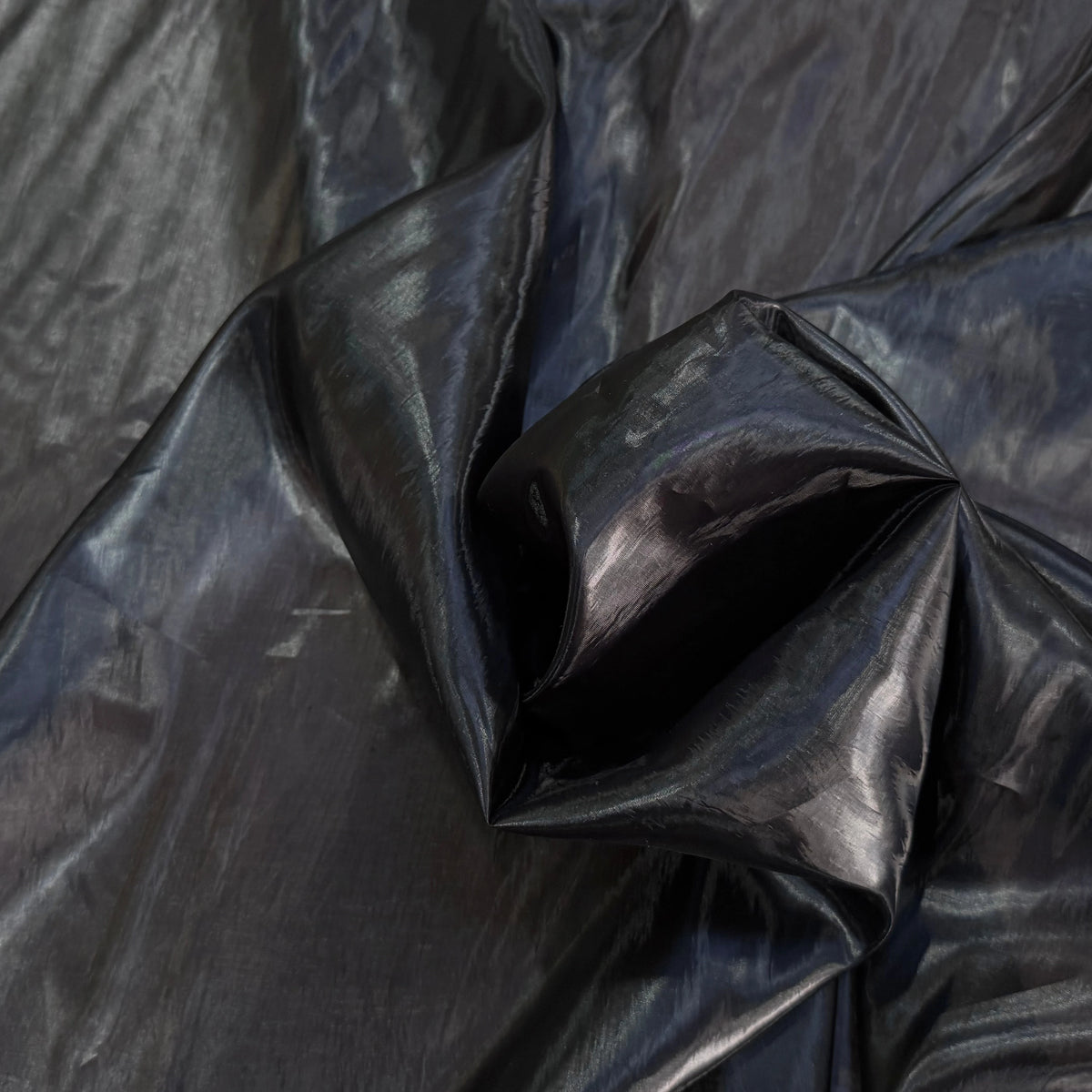 SATIN ORGANZA ULTRA LISSE FLUIDE NOIR EFFET HUILÉ - My Little Coupon
