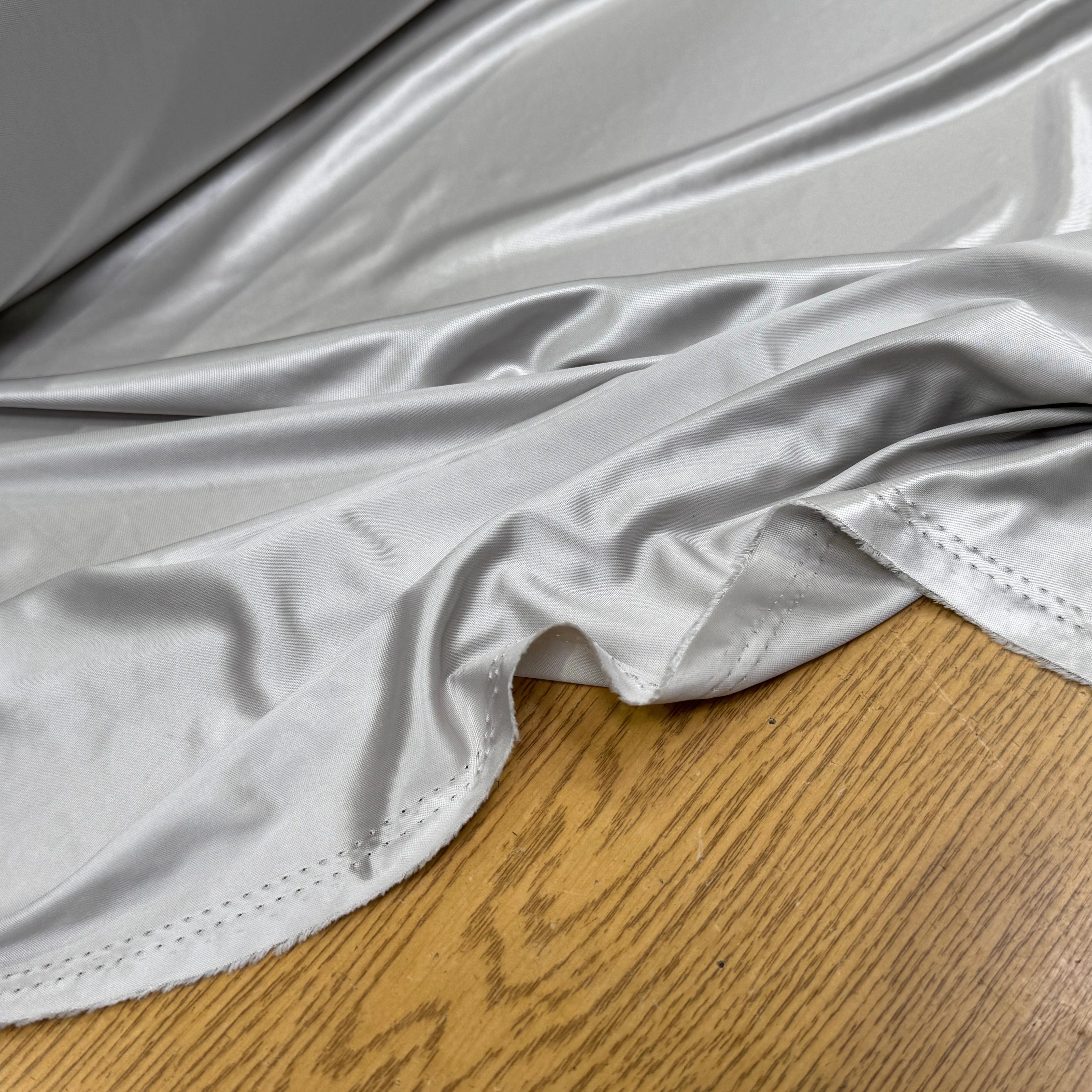 SATIN PEAU DE PÊCHE DOUBLE FACE ULTRA SOUPLE ARGENTÉ JAPAN - My Little Coupon