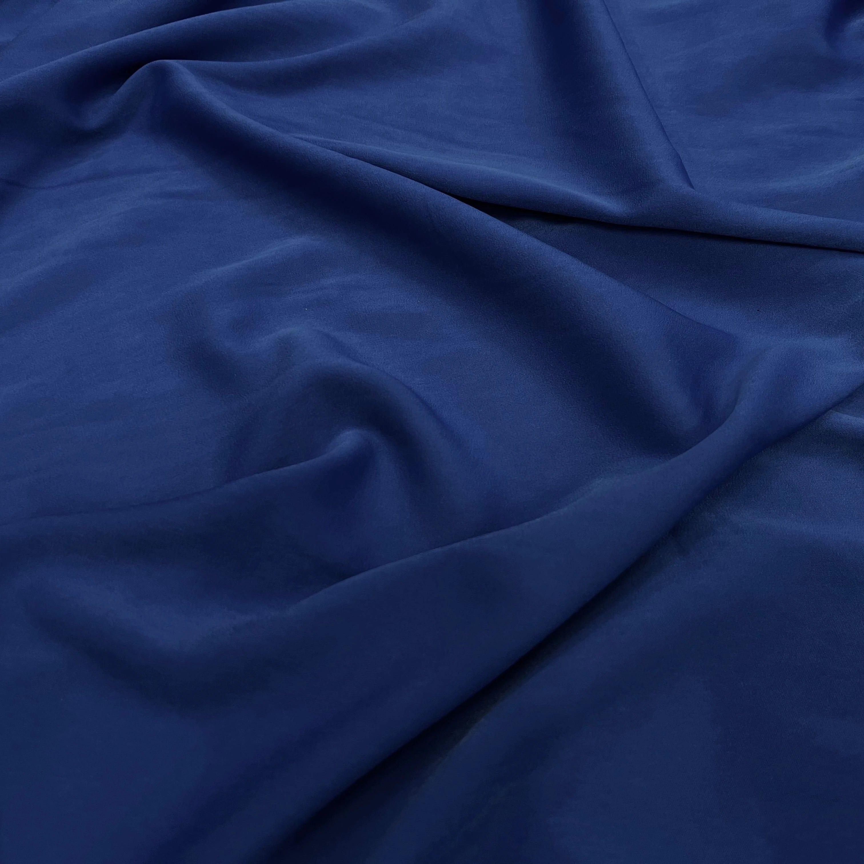 SATIN PEAU DE PÊCHE FLUIDE BLEU ROYAL - My Little Coupon