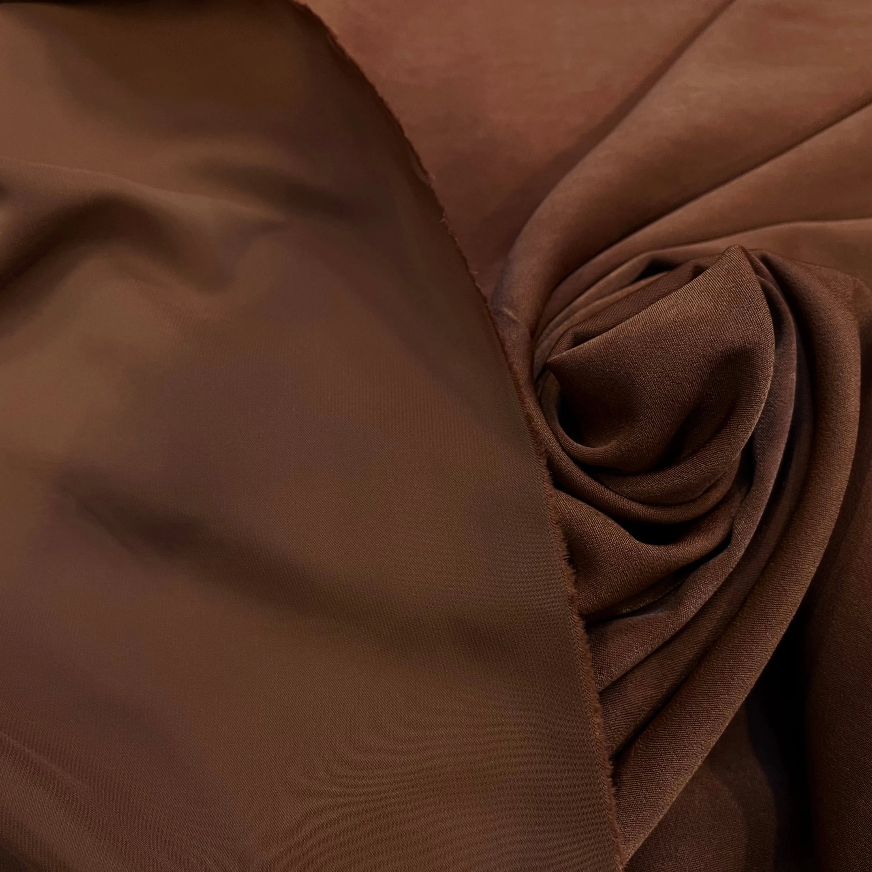 SATIN PEAU DE PÊCHE FLUIDE COGNAC - My Little Coupon