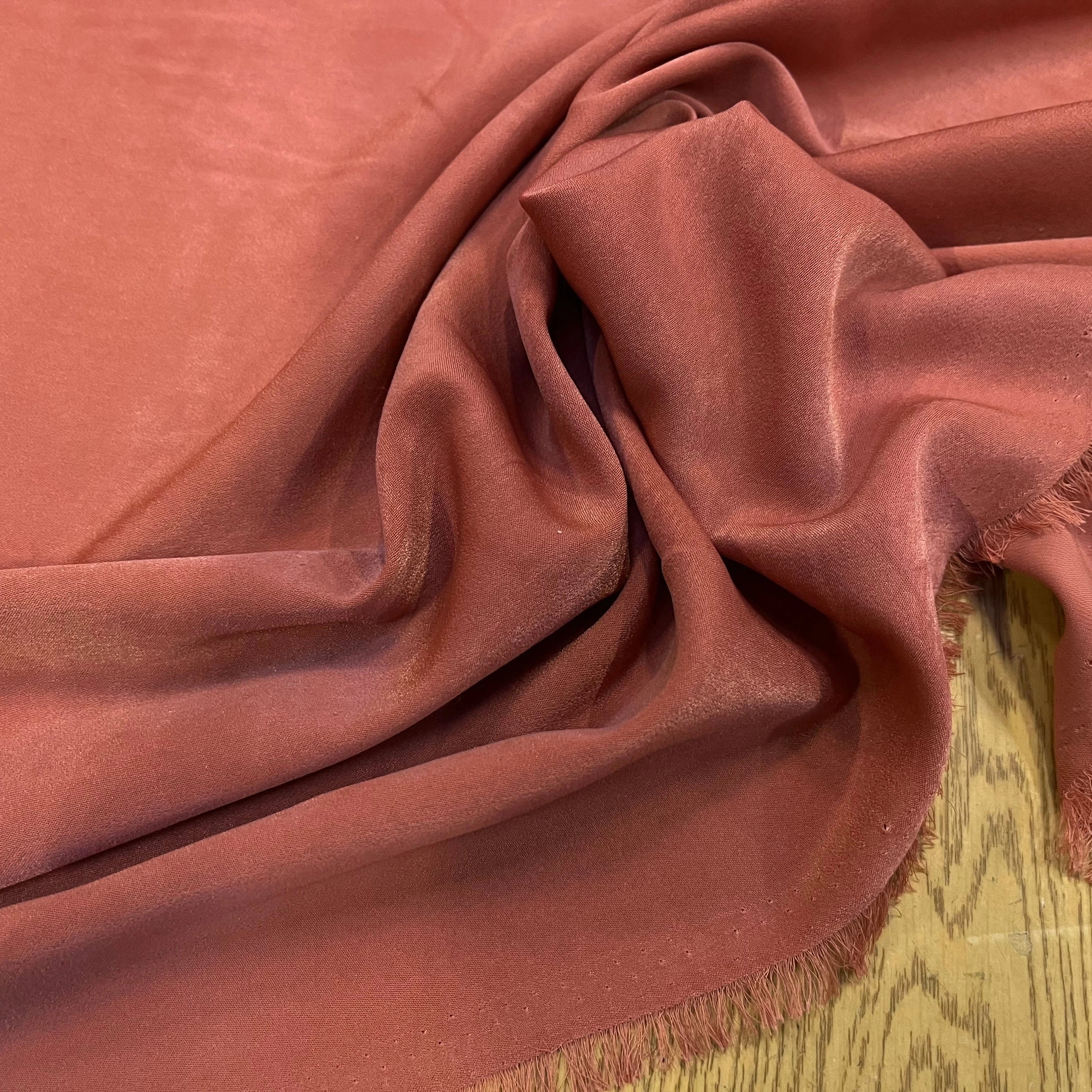 SATIN PEAU DE PÊCHE FLUIDE ROSE BOIS - My Little Coupon