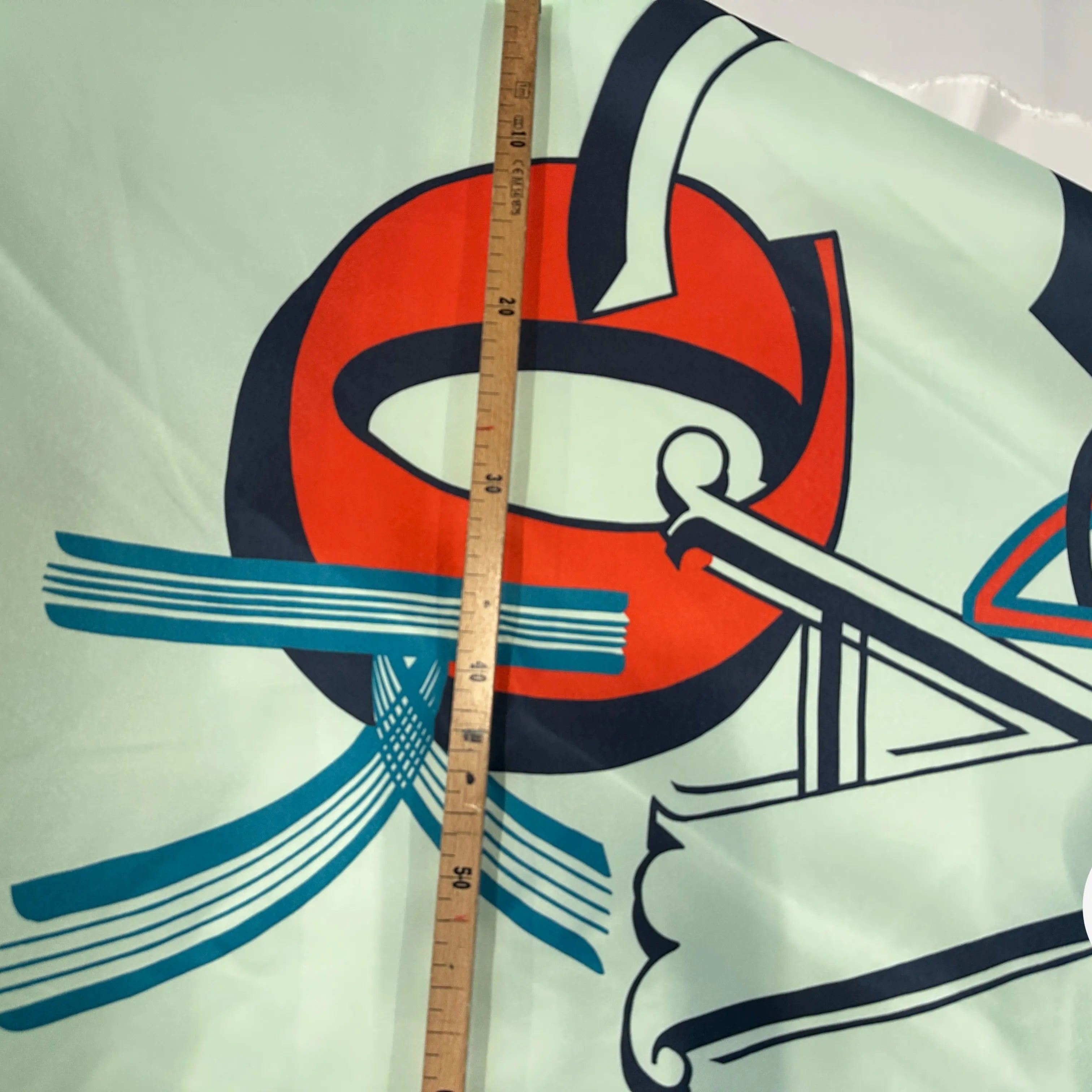 SATIN SERGÉ FOND VERT MOTIFS GEOMETRIE IRREGULIERES - My Little Coupon