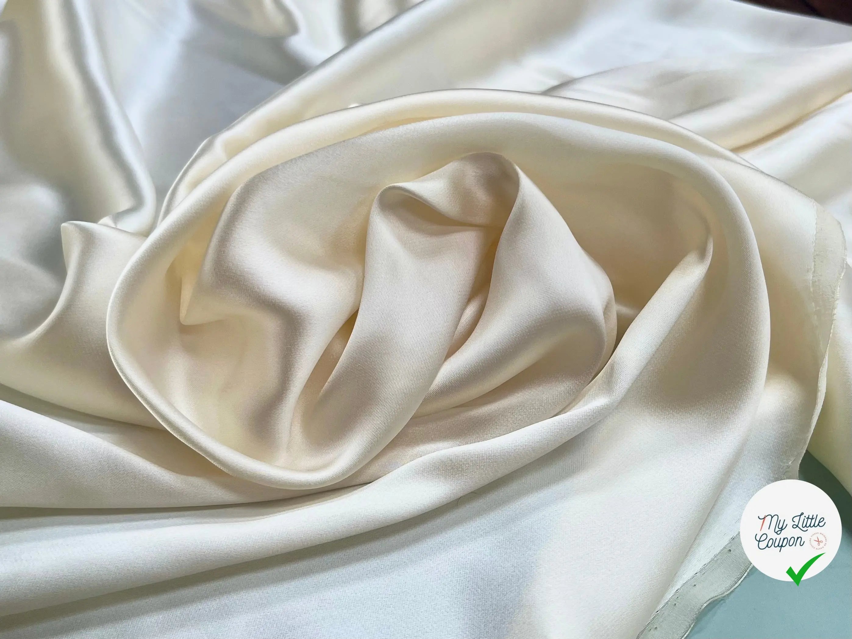 SATIN SOIE VISCOSE IVOIRE SATINÉ LAIZE 60CM - My Little Coupon