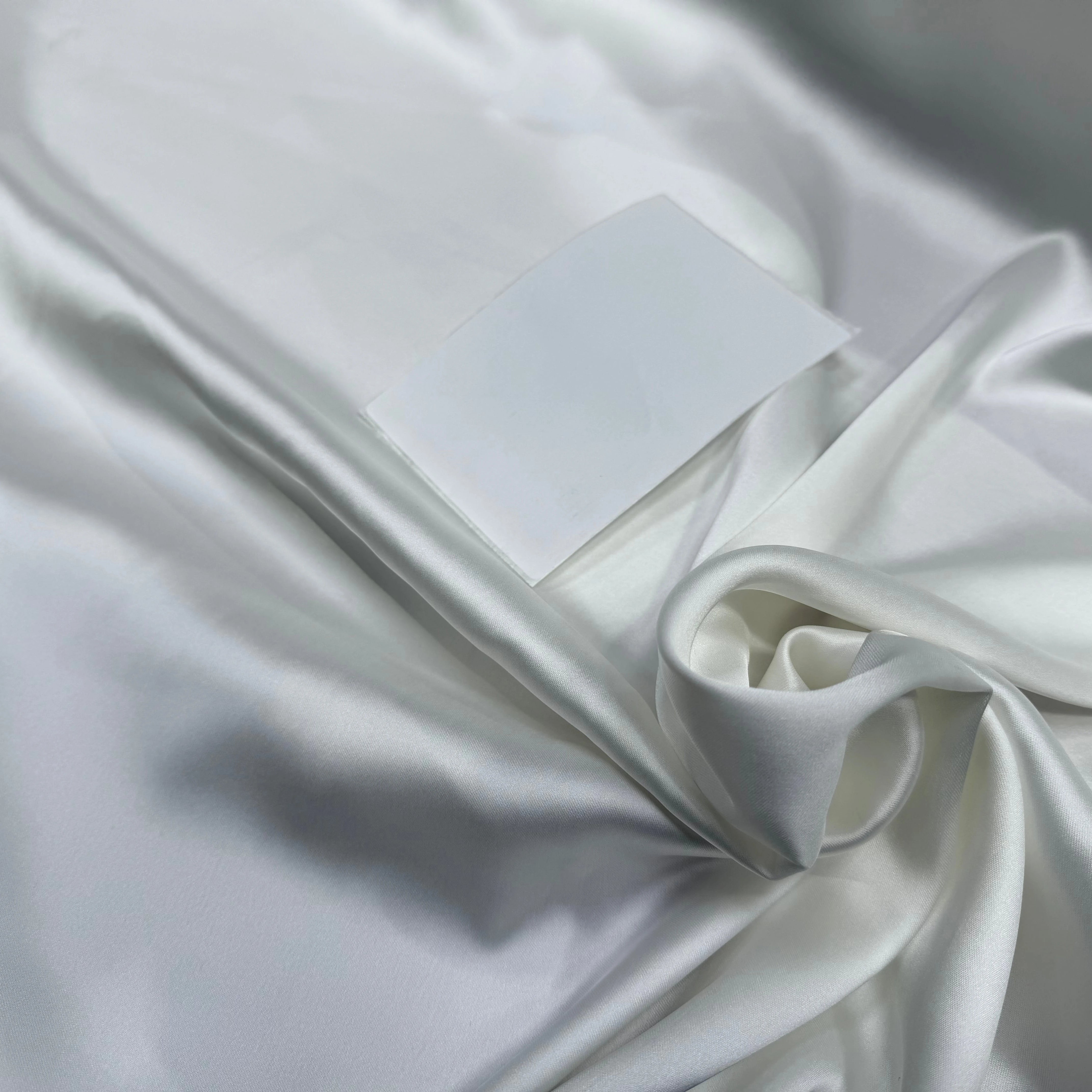 SATIN SOUPLE JOLI TOMBER BLANC PUR PRET À TEINDRE - My Little Coupon
