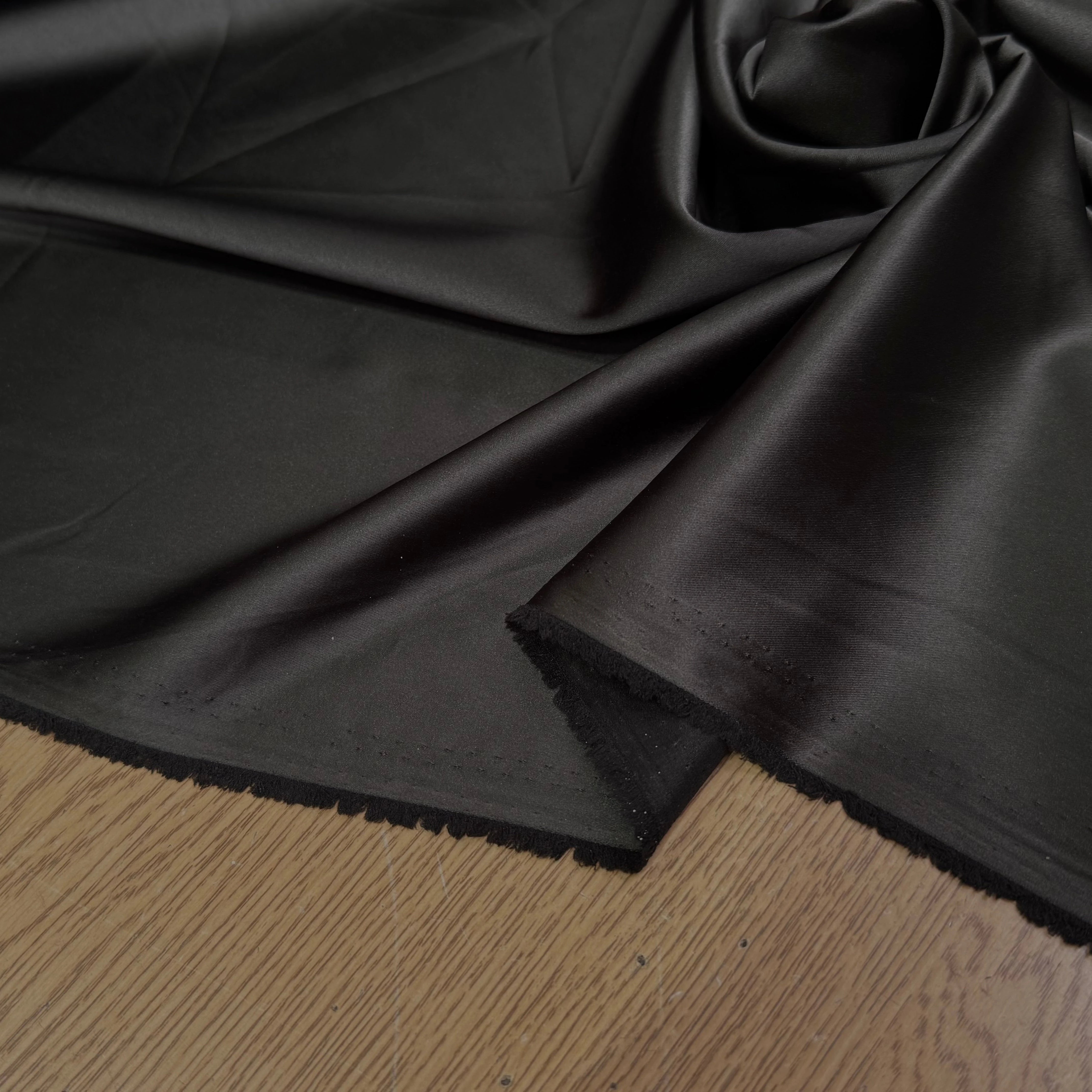 SATIN STRETCH MARRON NOISETTE FLUIDE - My Little Coupon