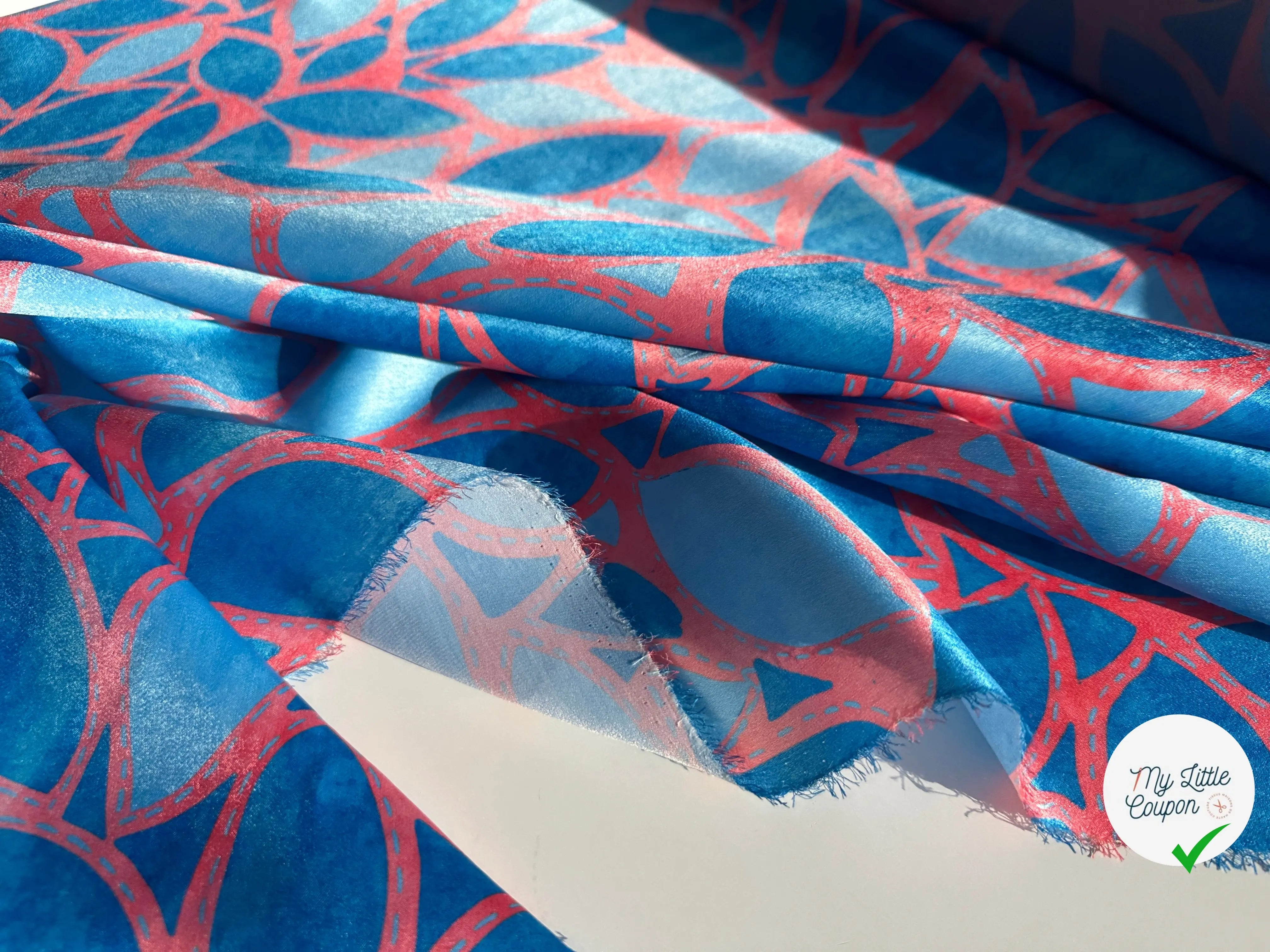 SATIN VELOUTÉ FLEURS DE JOIE BLEUX MLC INTERN