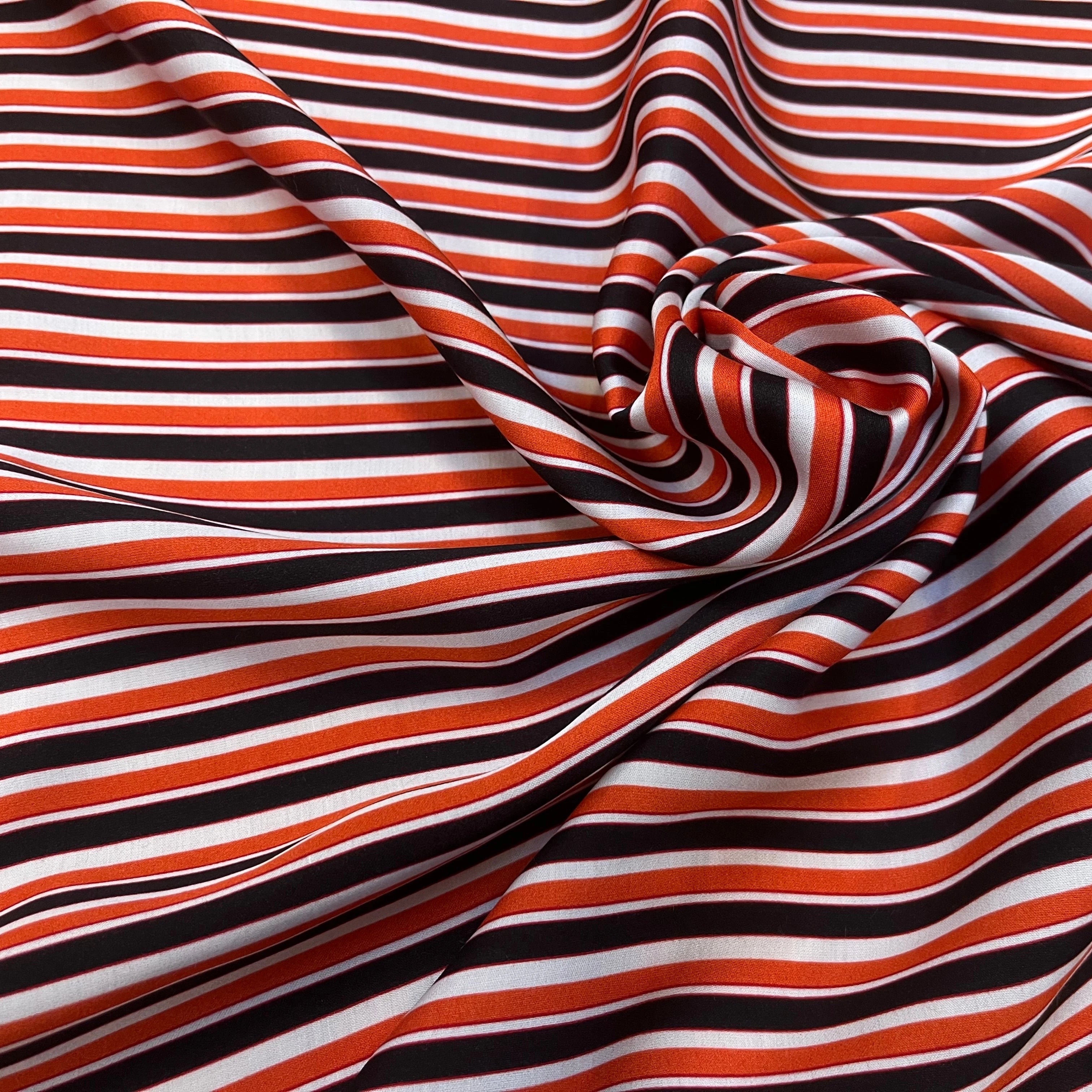 SATIN VISCOSE À RAYURES MULTICOLORES 134CM - My Little Coupon