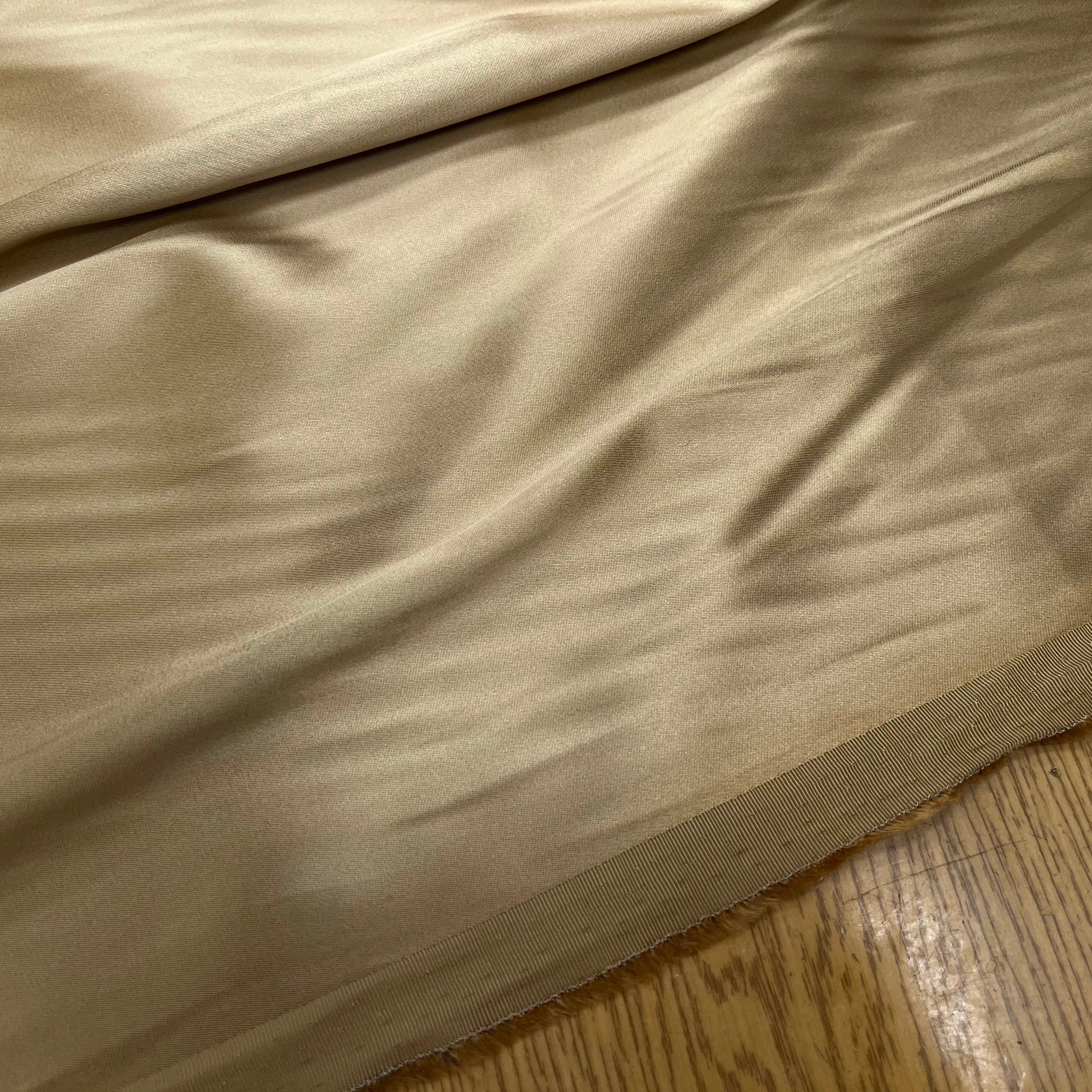 SATIN VISCOSE BEIGE FONCÉ 123CM - My Little Coupon