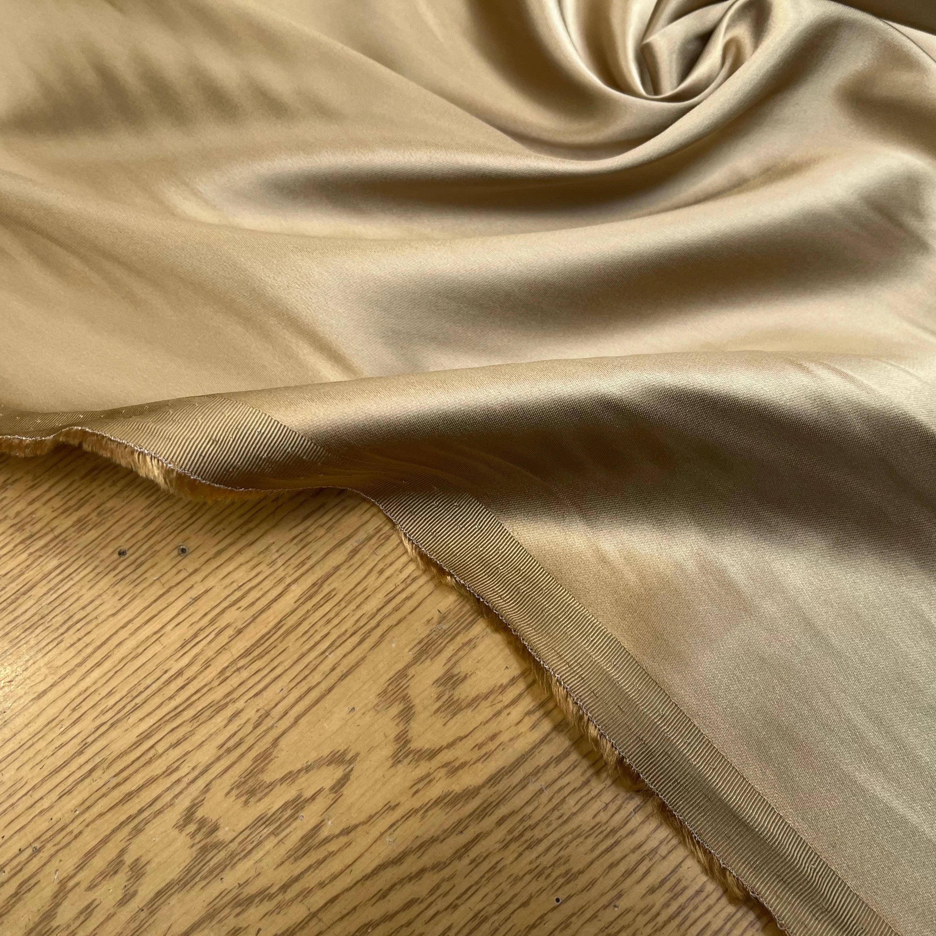 SATIN VISCOSE BEIGE FONCÉ 123CM - My Little Coupon