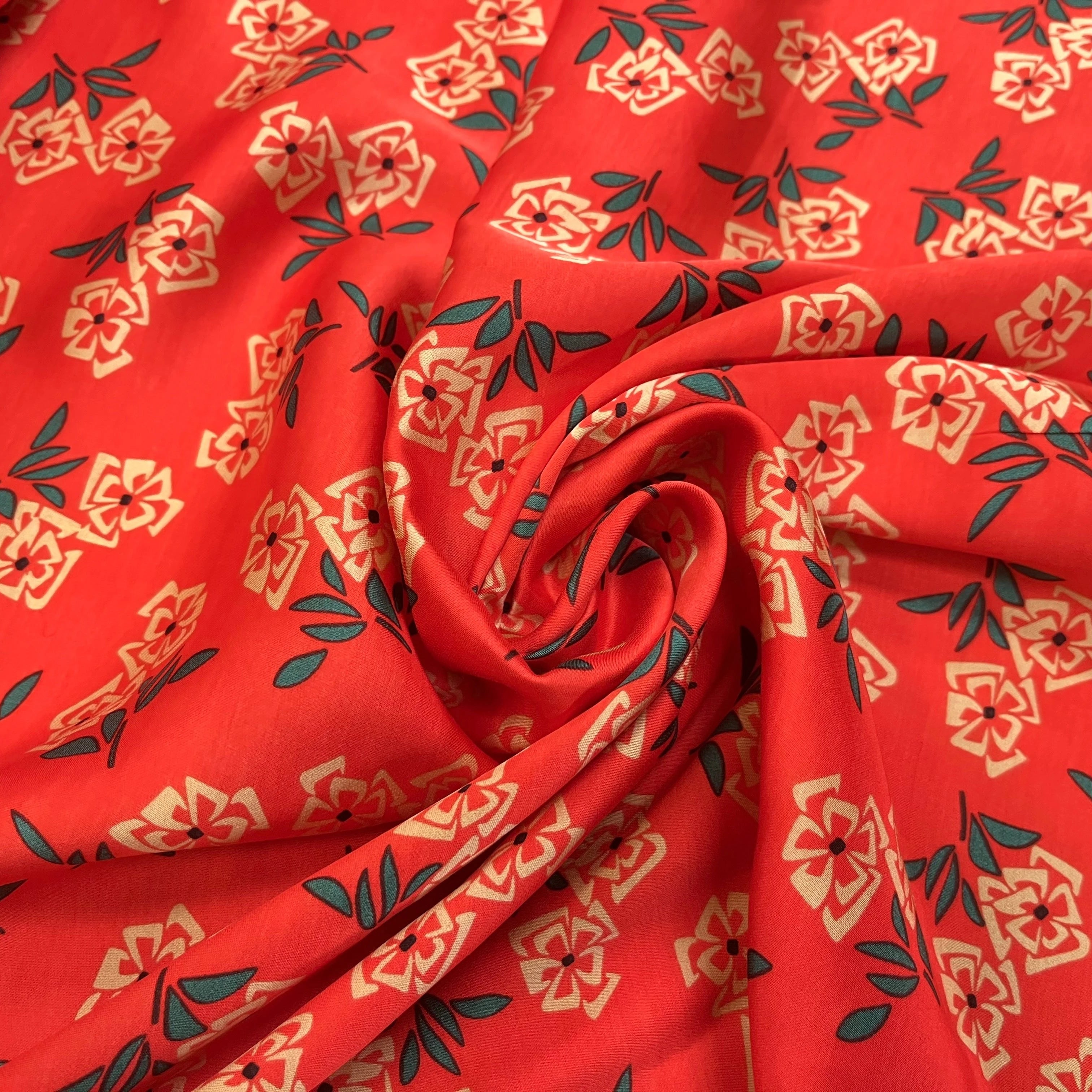 SATIN VISCOSE IMPRIMÉ FLEURS FOND CORAIL SUPER FLUIDE - My Little Coupon