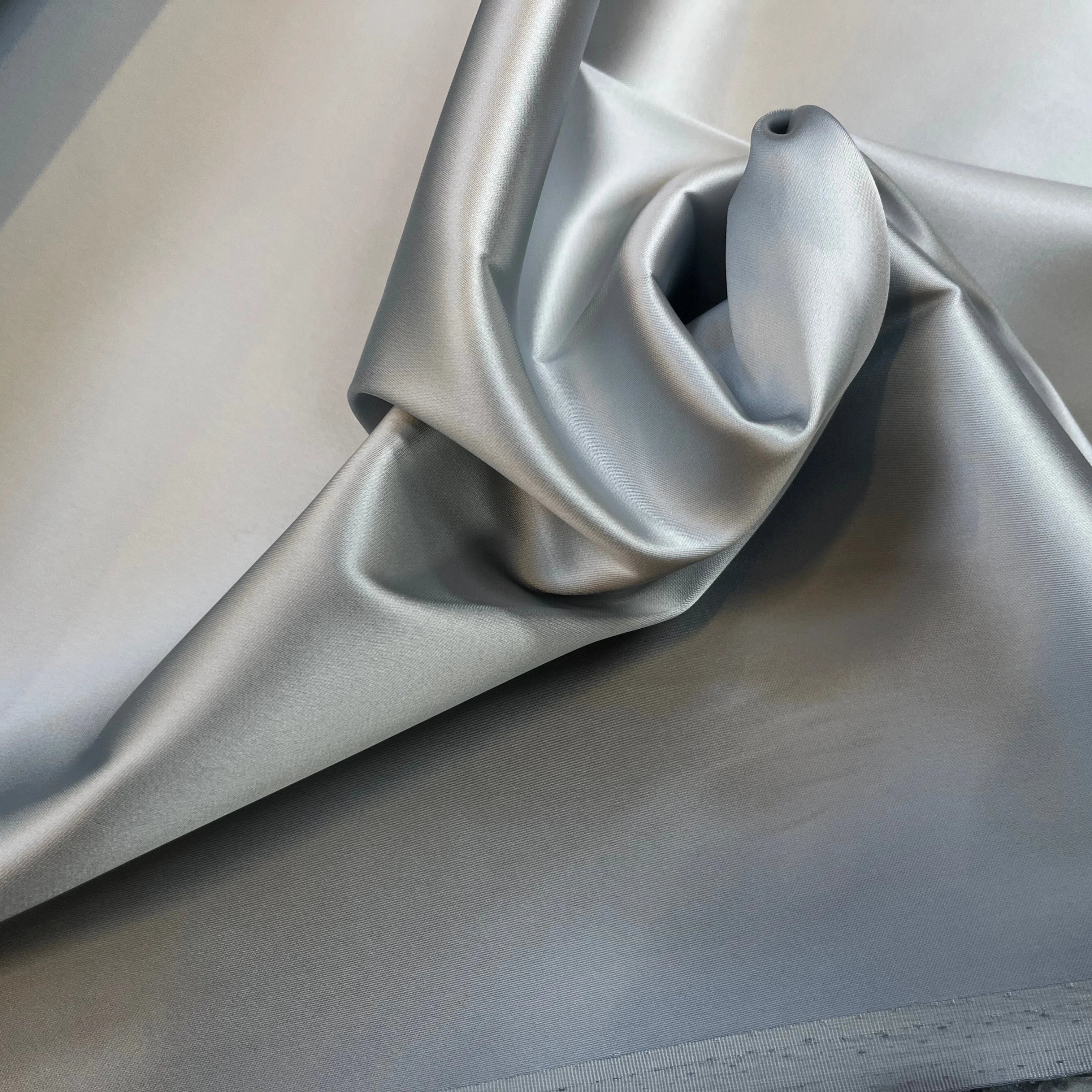 SATIN VISCOSE PEARL 114CM - My Little Coupon