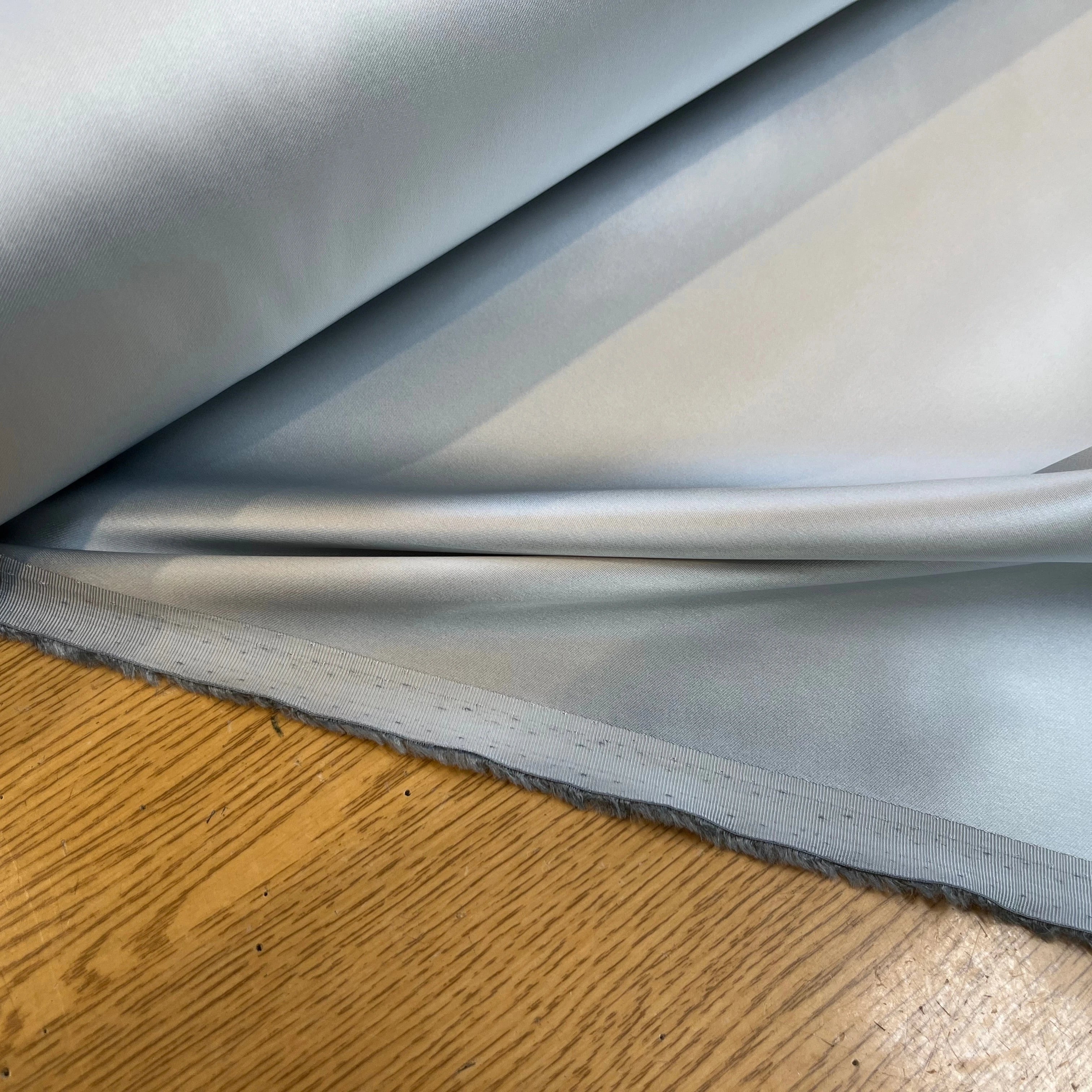 SATIN VISCOSE PEARL 114CM - My Little Coupon