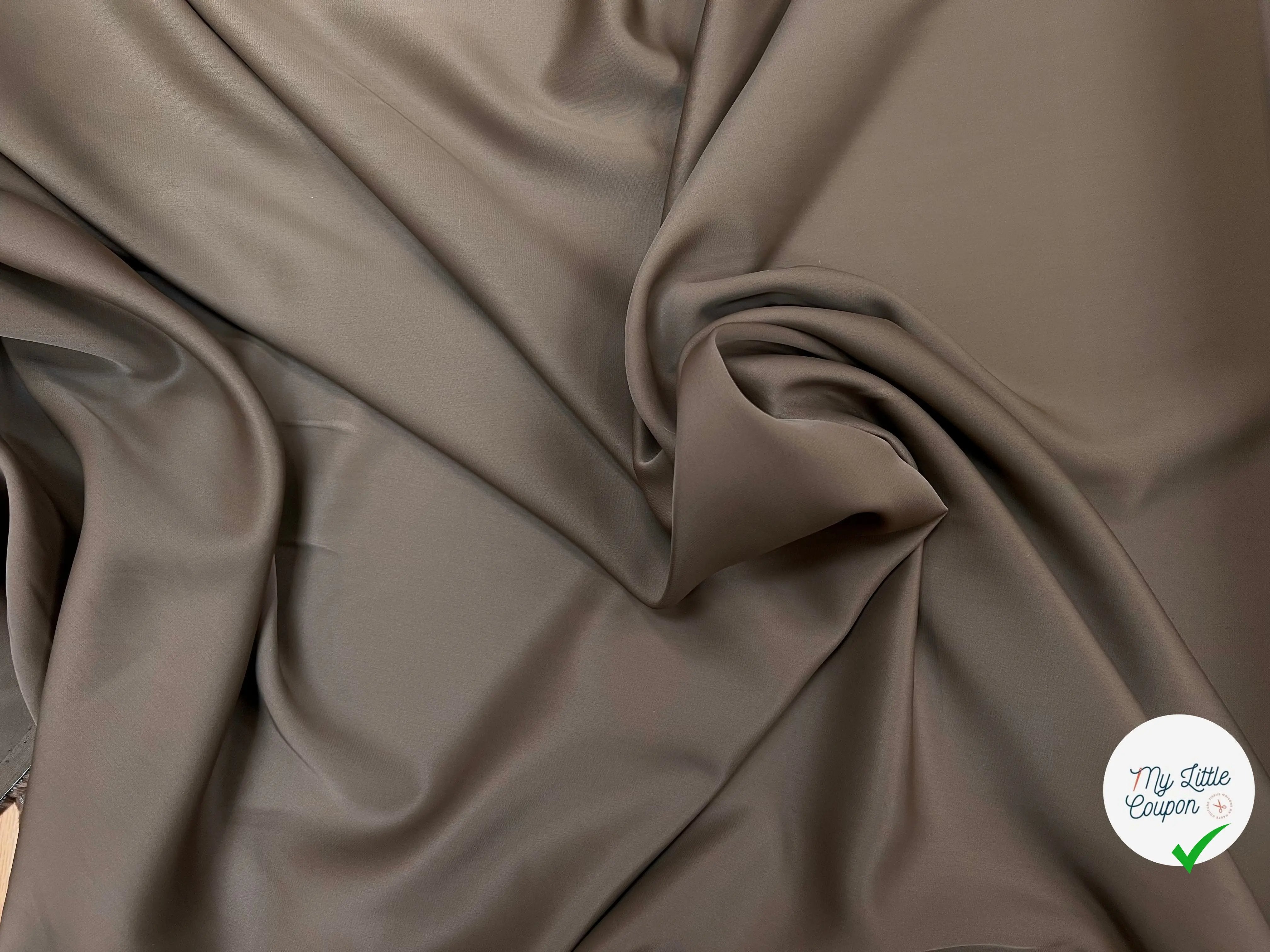 SATIN VISCOSE PEAU DE PÊCHE STRETCH MARRON - My Little Coupon
