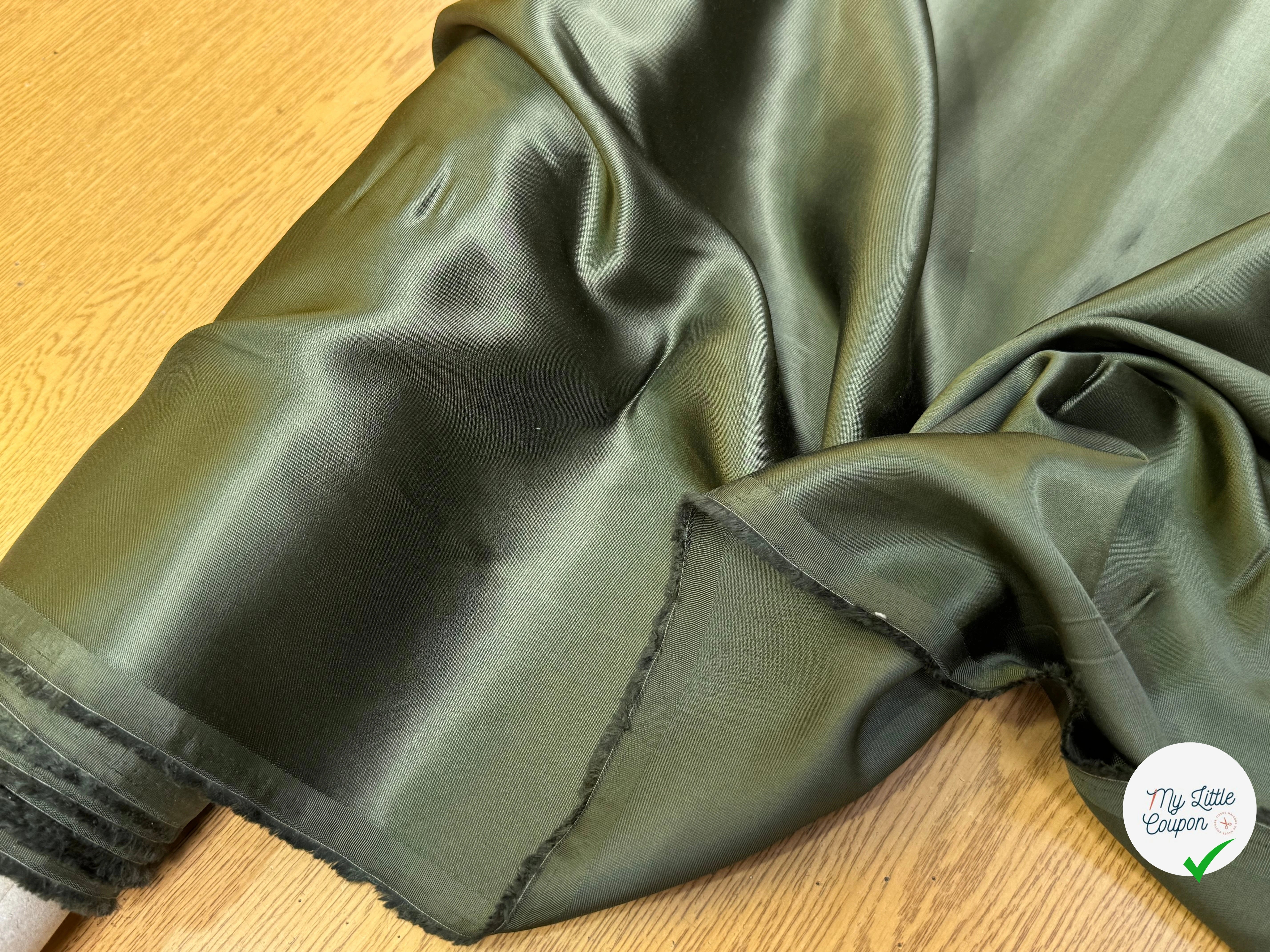 SATIN VISCOSE VERT KAKI TOMBÉ FLUIDE - My Little Coupon
