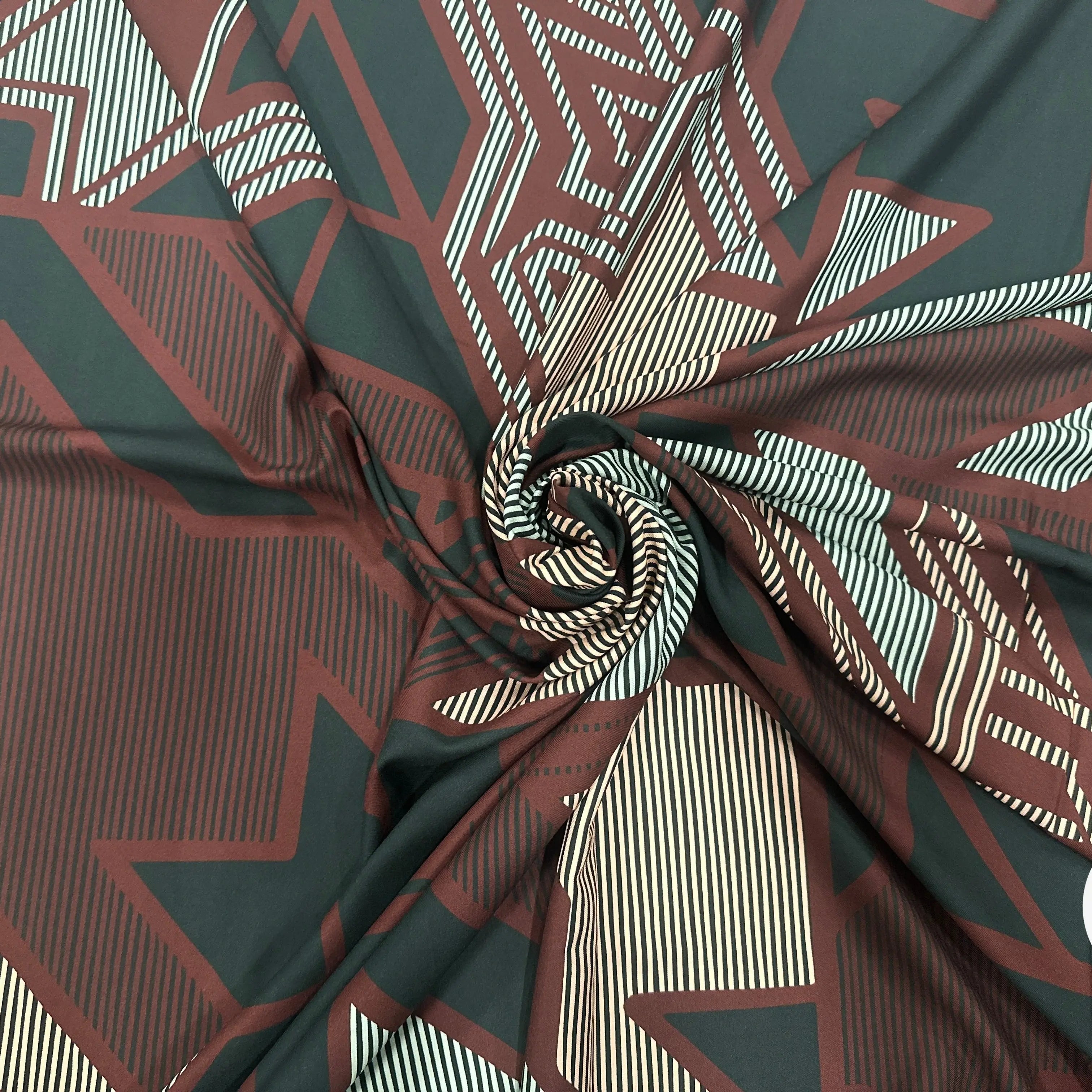 SATINETTE DE COTON FINEMENT SERGÉ CARREAUX 45CM MLC INTERN