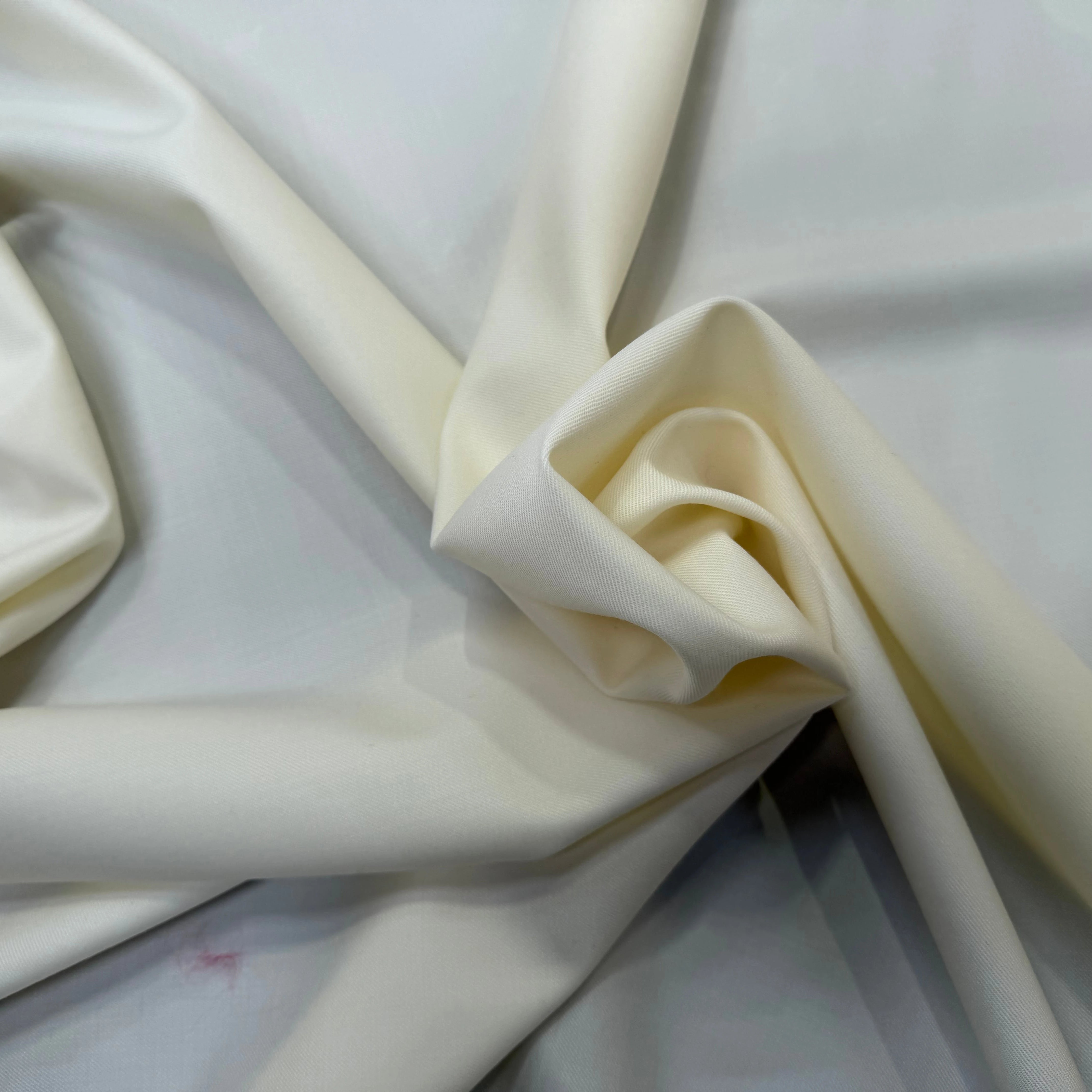 SERGÉ DE LAINE VIERGE SOUPLE BLANC CASSÉ - My Little Coupon