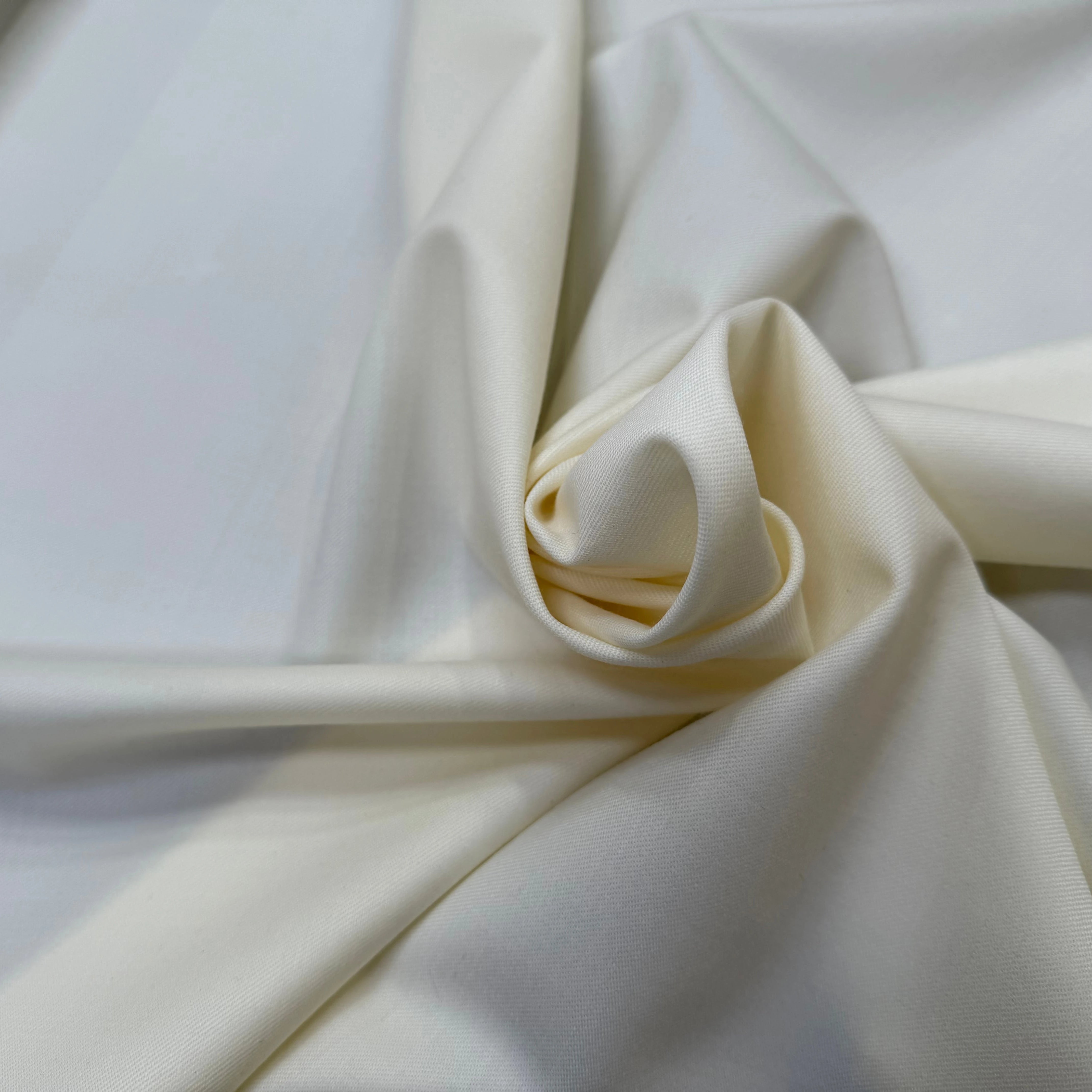 SERGÉ DE LAINE VIERGE SOUPLE BLANC CASSÉ - My Little Coupon