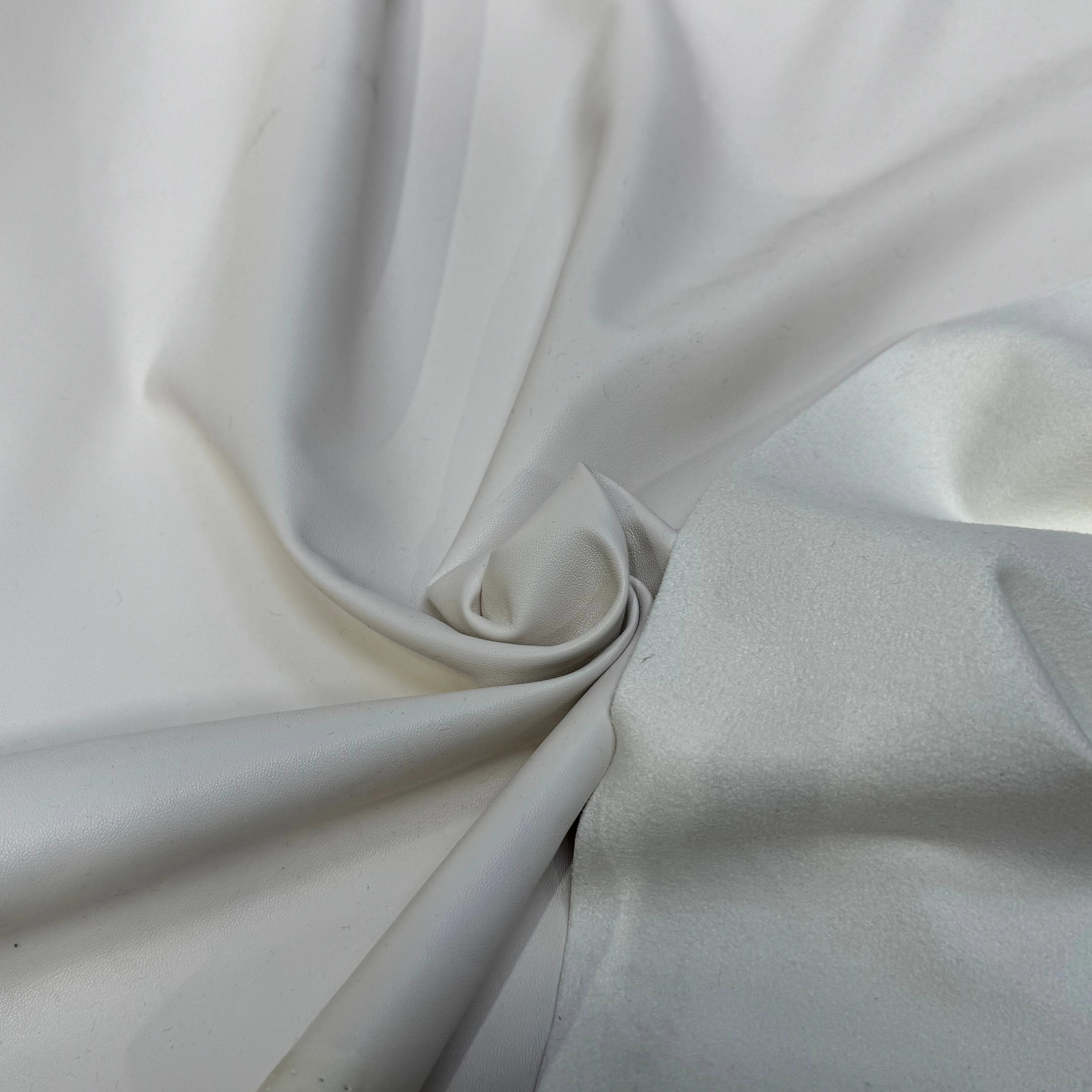 SIMILICUIR SOUPLE ENDROIT DOUX BLANC CASSÉ STRETCH - My Little Coupon