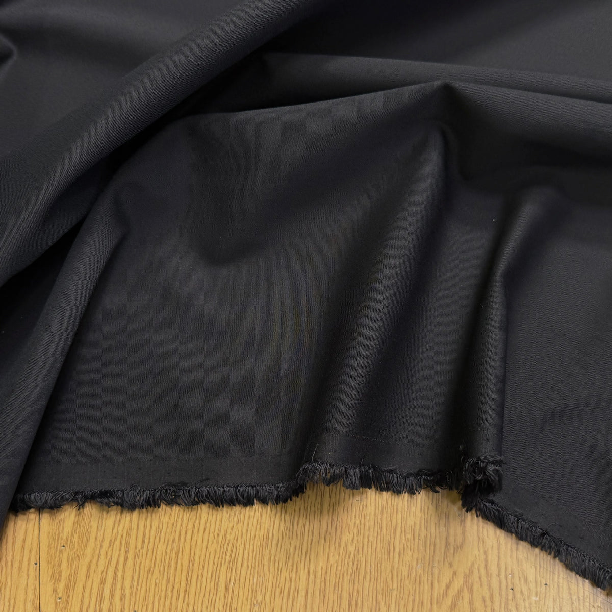 SUBLIME DRAPERIE NOIRE STRETCH TOUCHER ULTRA DOUX ET TENUE IMPECCABLE ITALIE - My Little Coupon