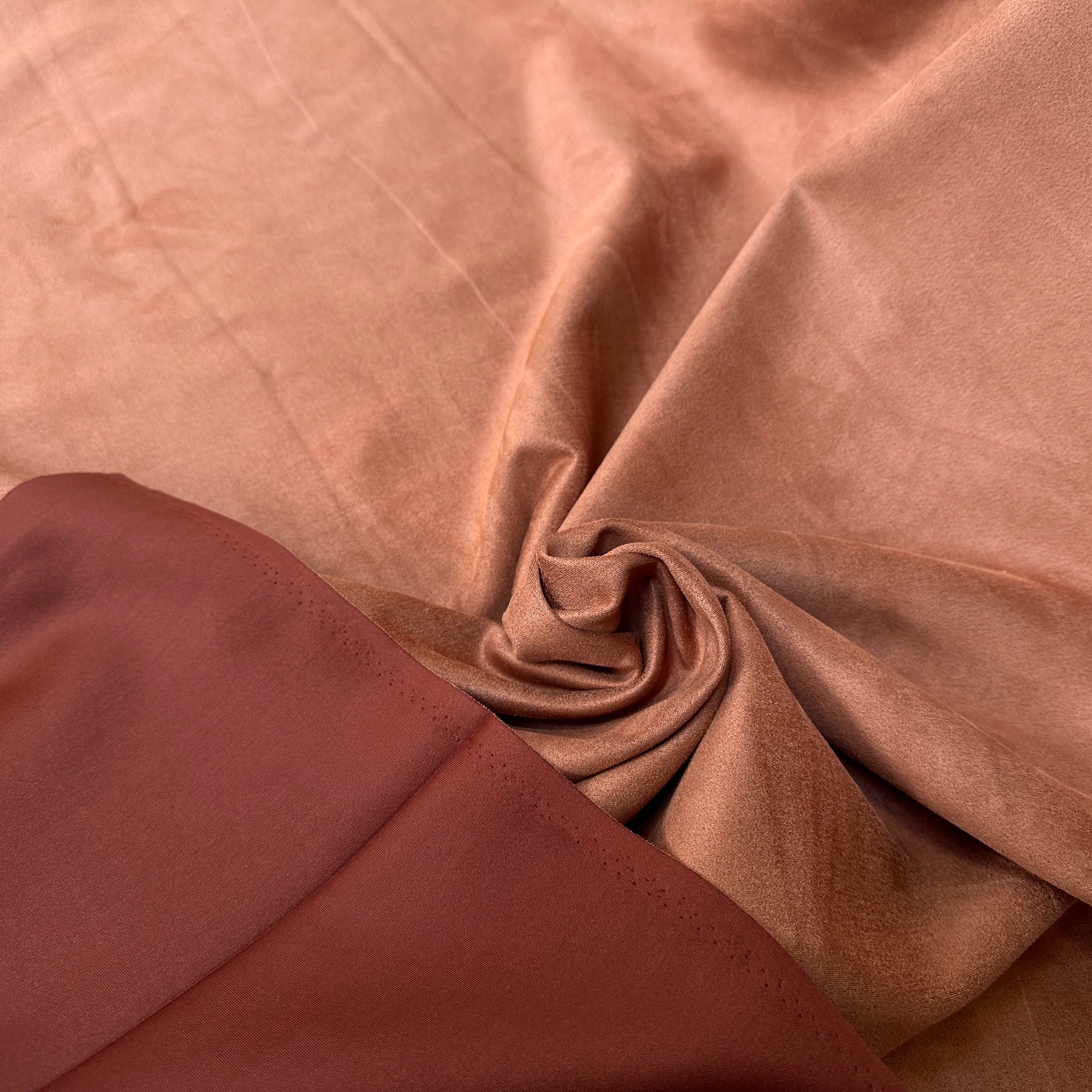 SUEDINE EFFET DAIM DENSE MARRON 11%EA - My Little Coupon