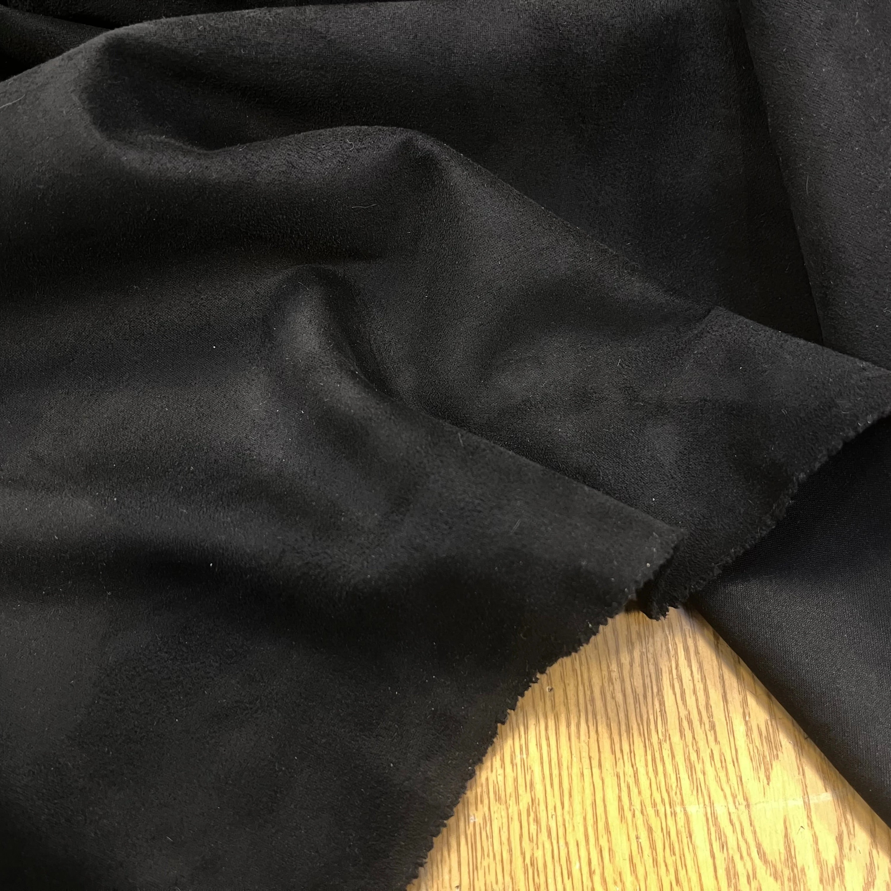 SUEDINE NOIR TOUT DOUX - My Little Coupon