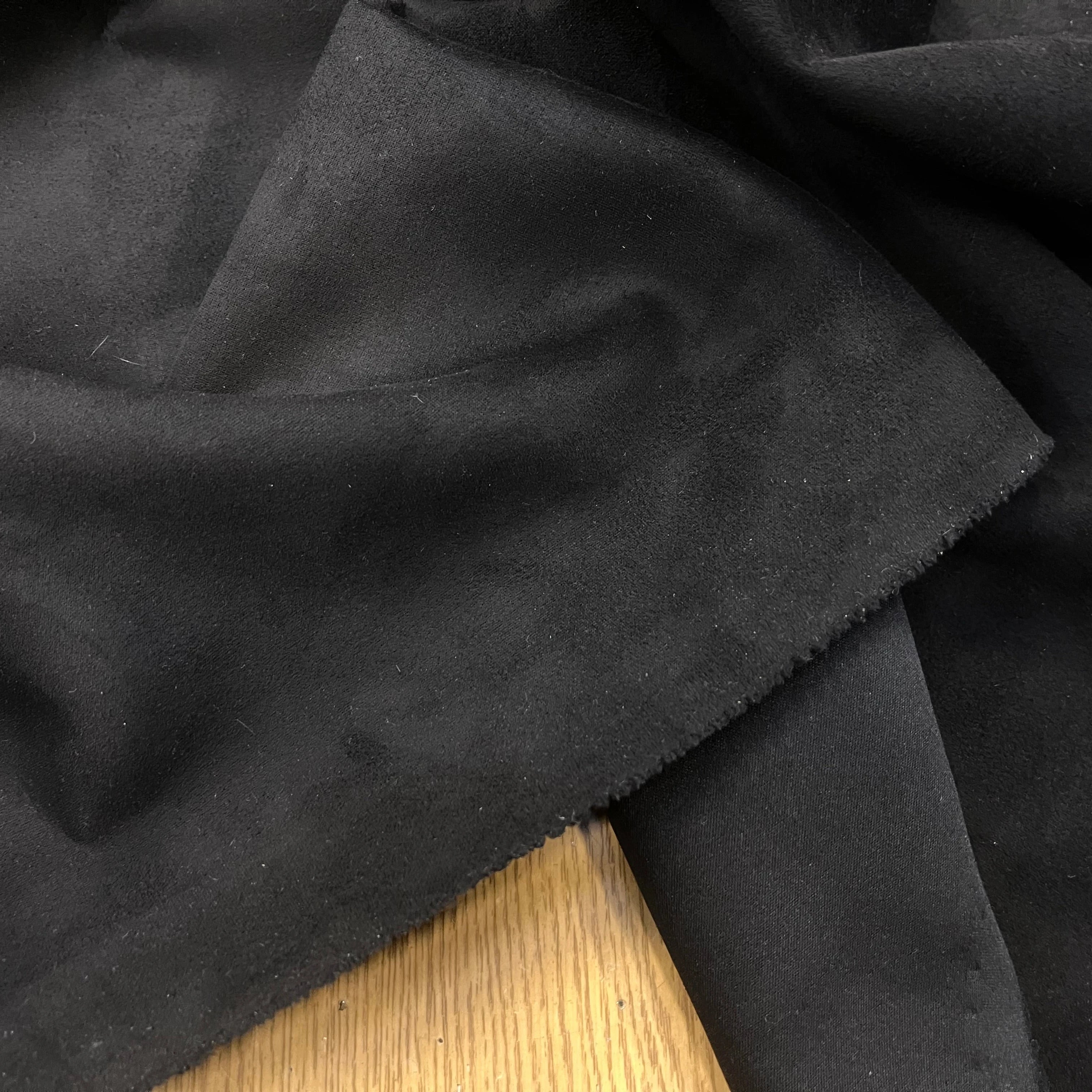 SUEDINE NOIR TOUT DOUX - My Little Coupon